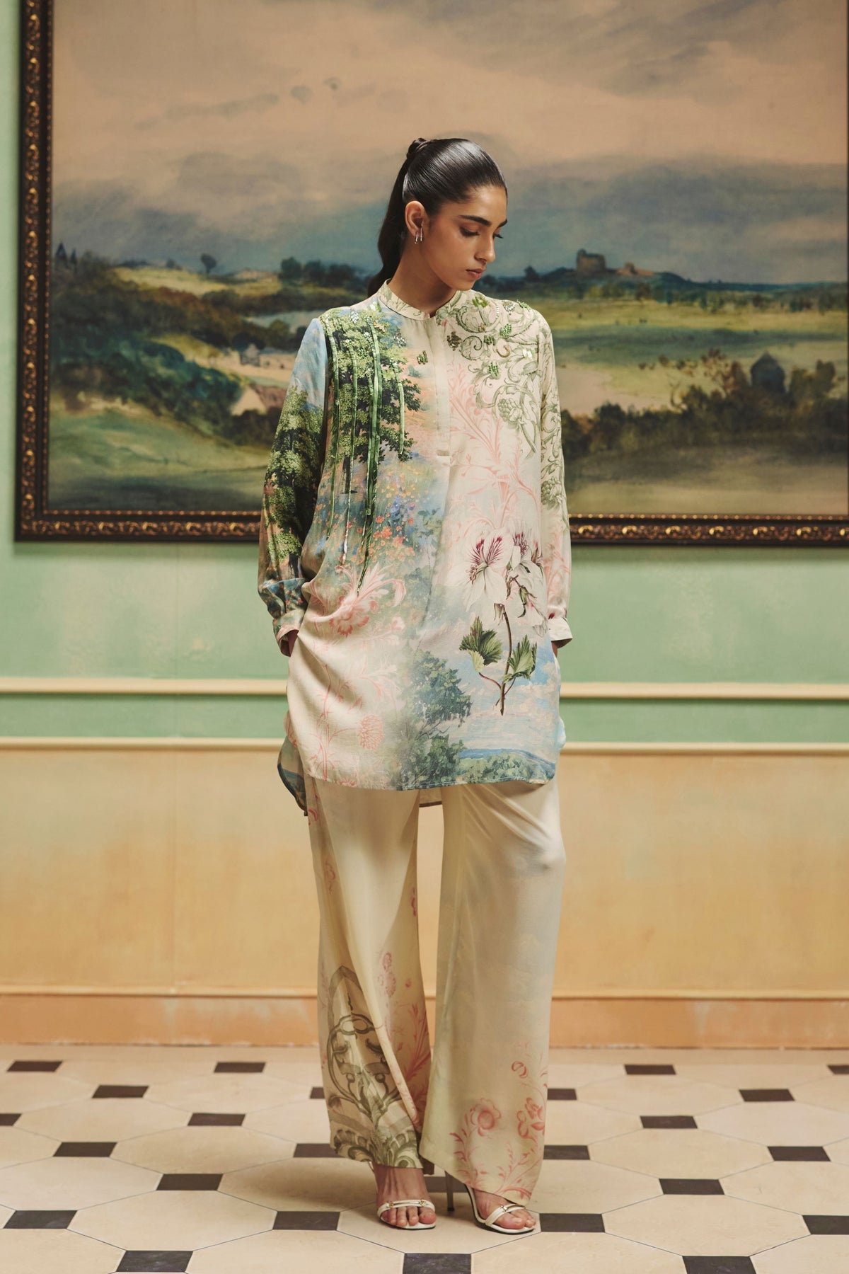 Vienna Wrenhaven Tunic And Pants