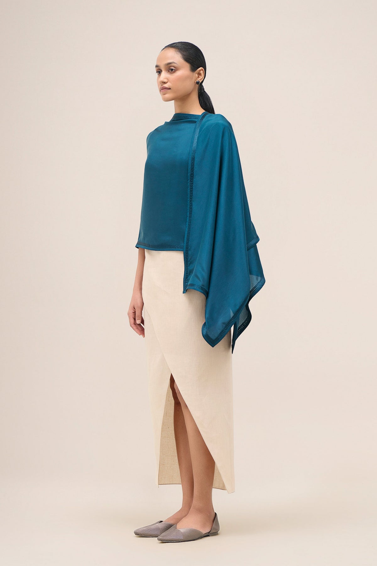 Ivelle Blue Scarf