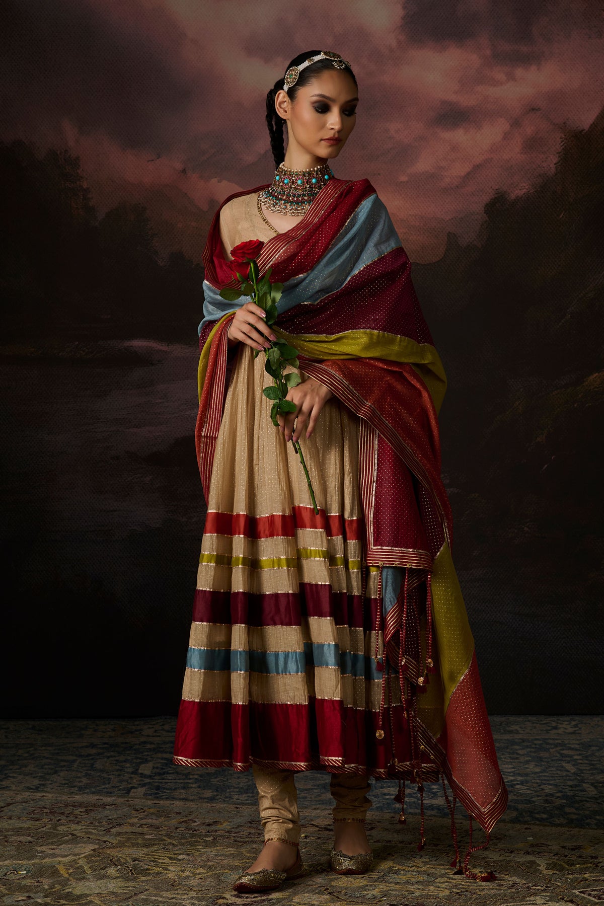 Naira Anarkali Set