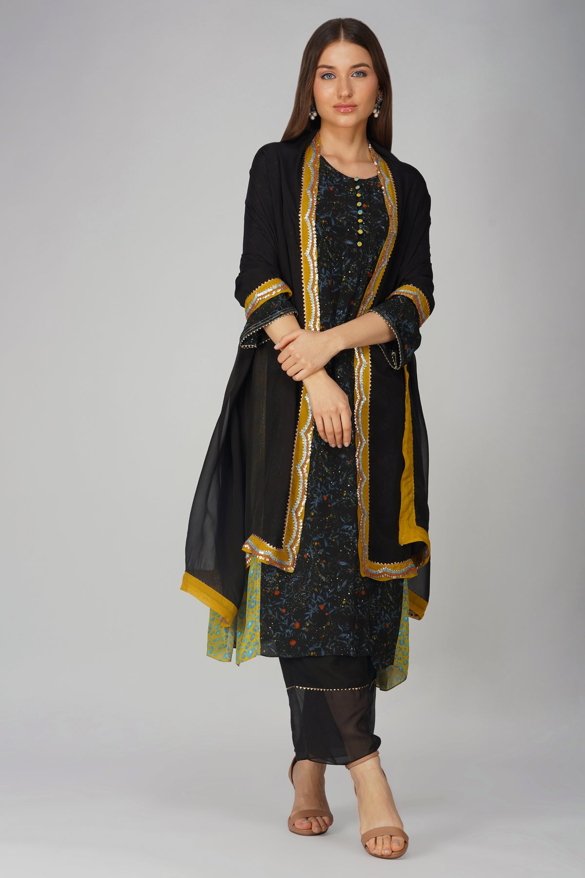 Small Leaf Print Panelled Kurta Set