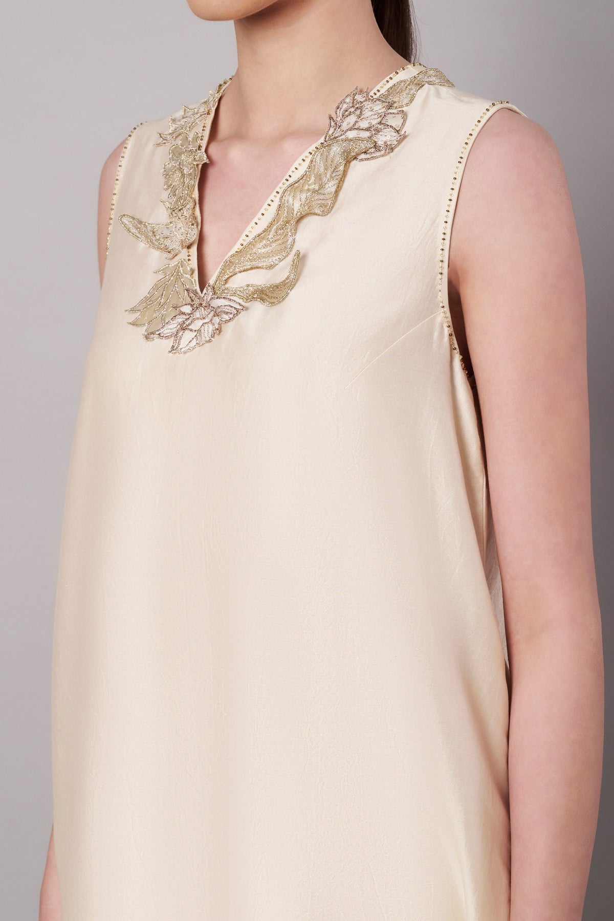 Open Bloom Ivory Kurta Set