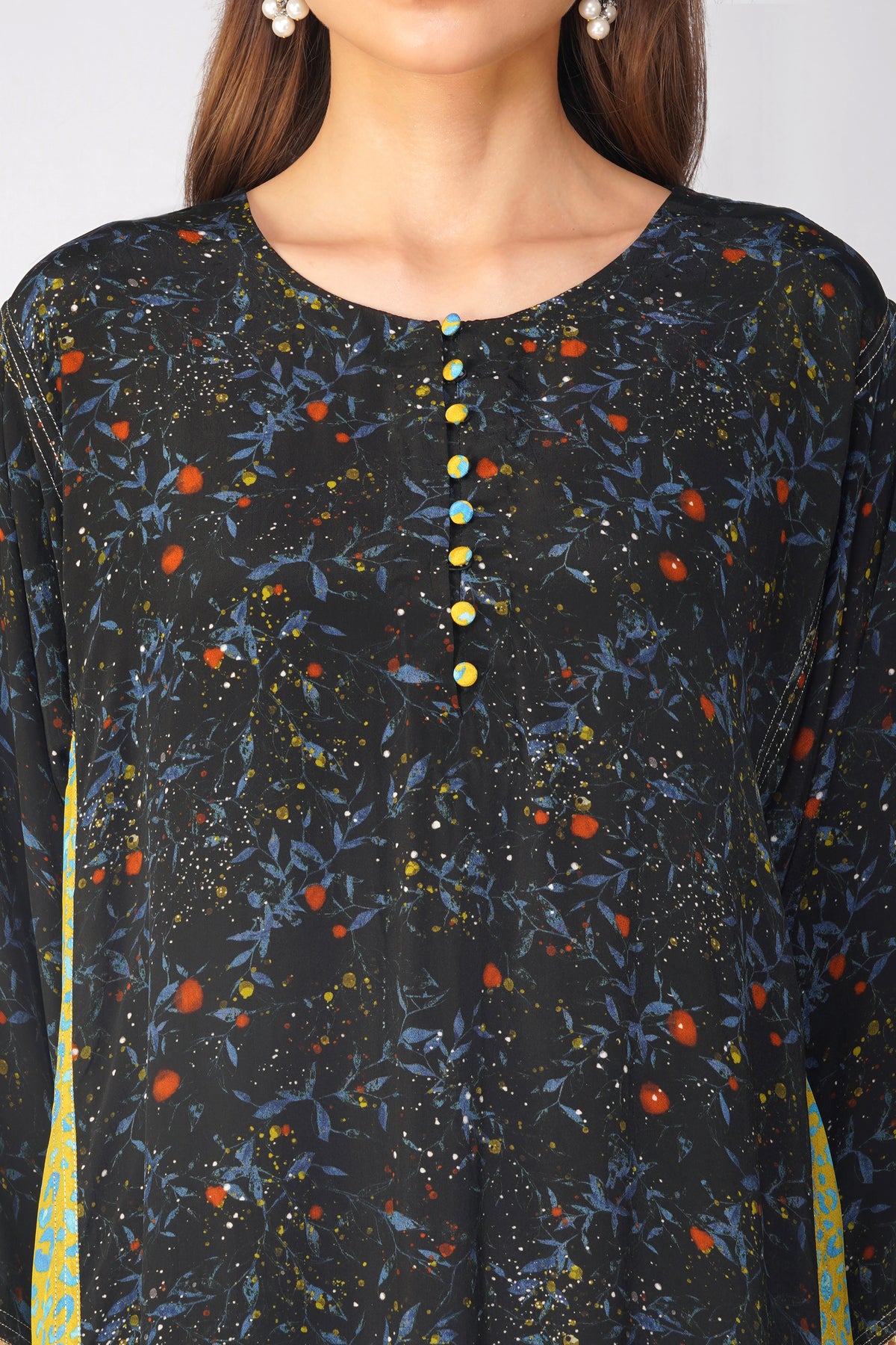 Small Leaf Print Panelled Kurta Set