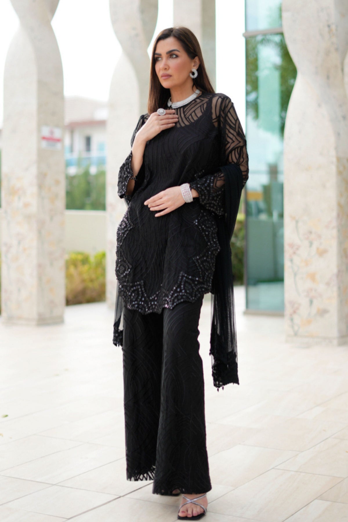 Black Dola Inner