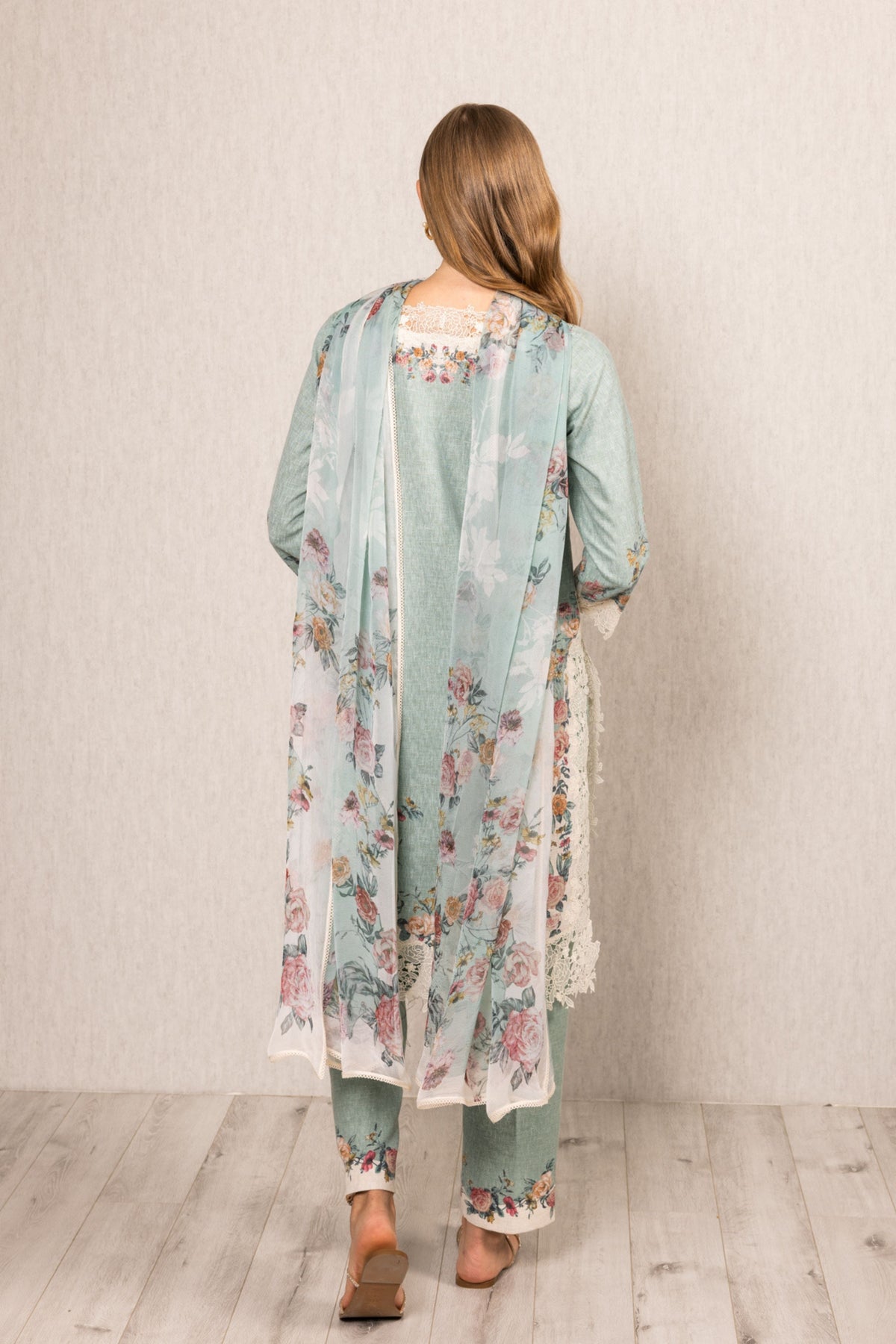 Roselyn Lace Kurta Set
