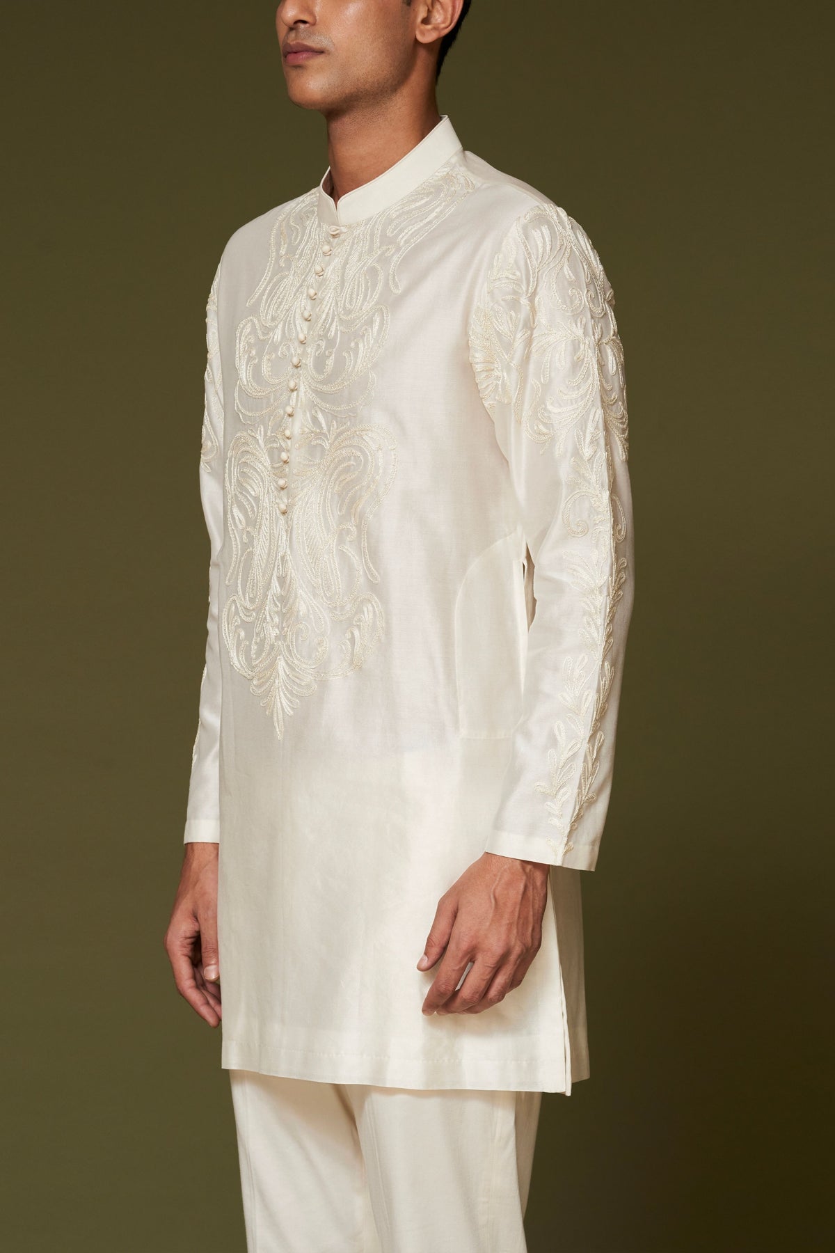 Ivory Dori Embroidered Kurta Set
