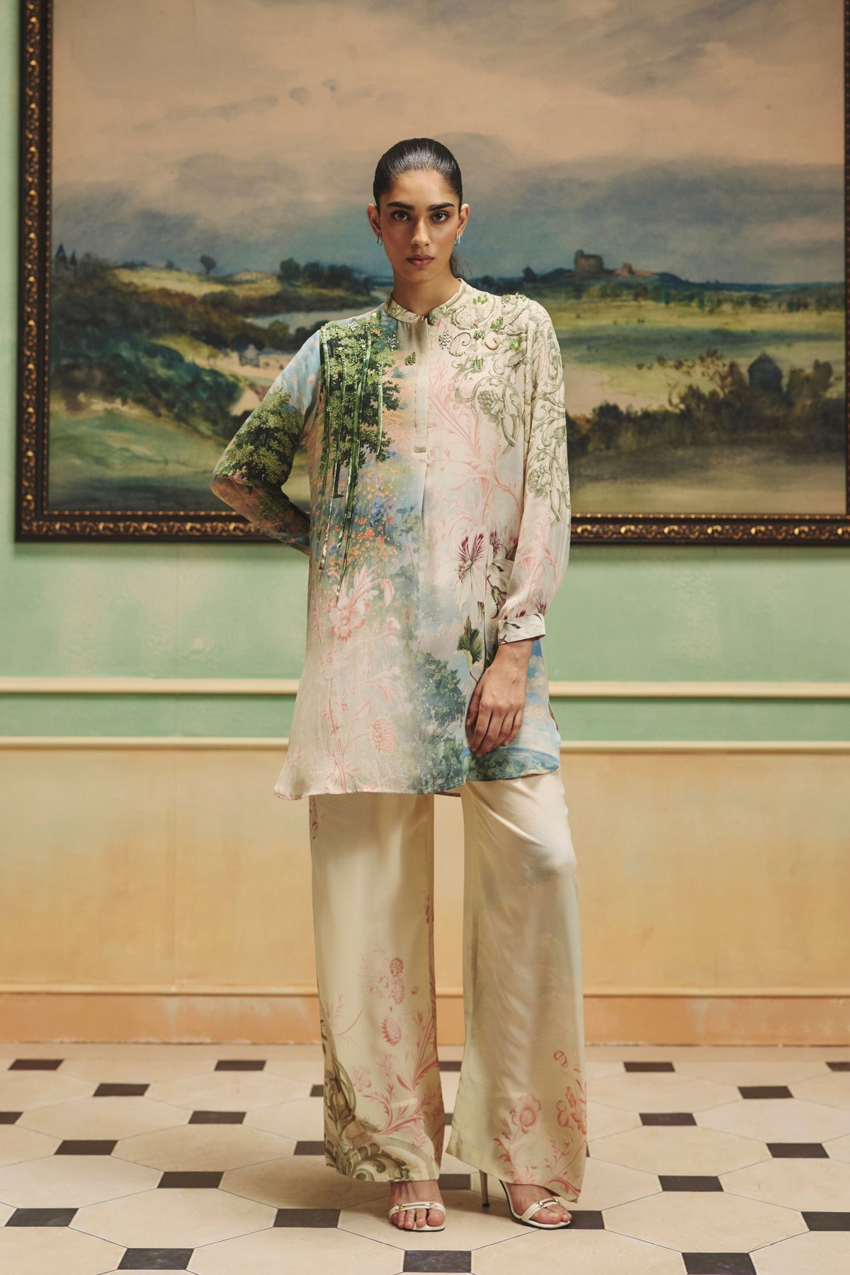 Vienna Wrenhaven Tunic
