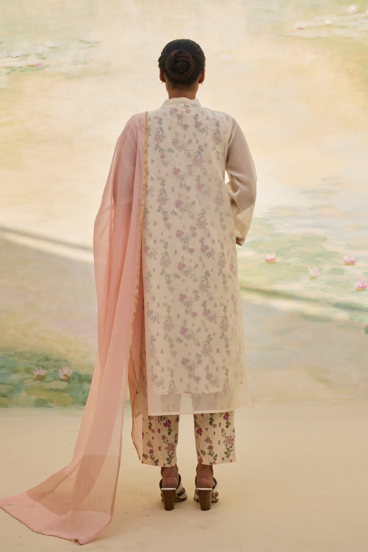 Vanya Kurta Set