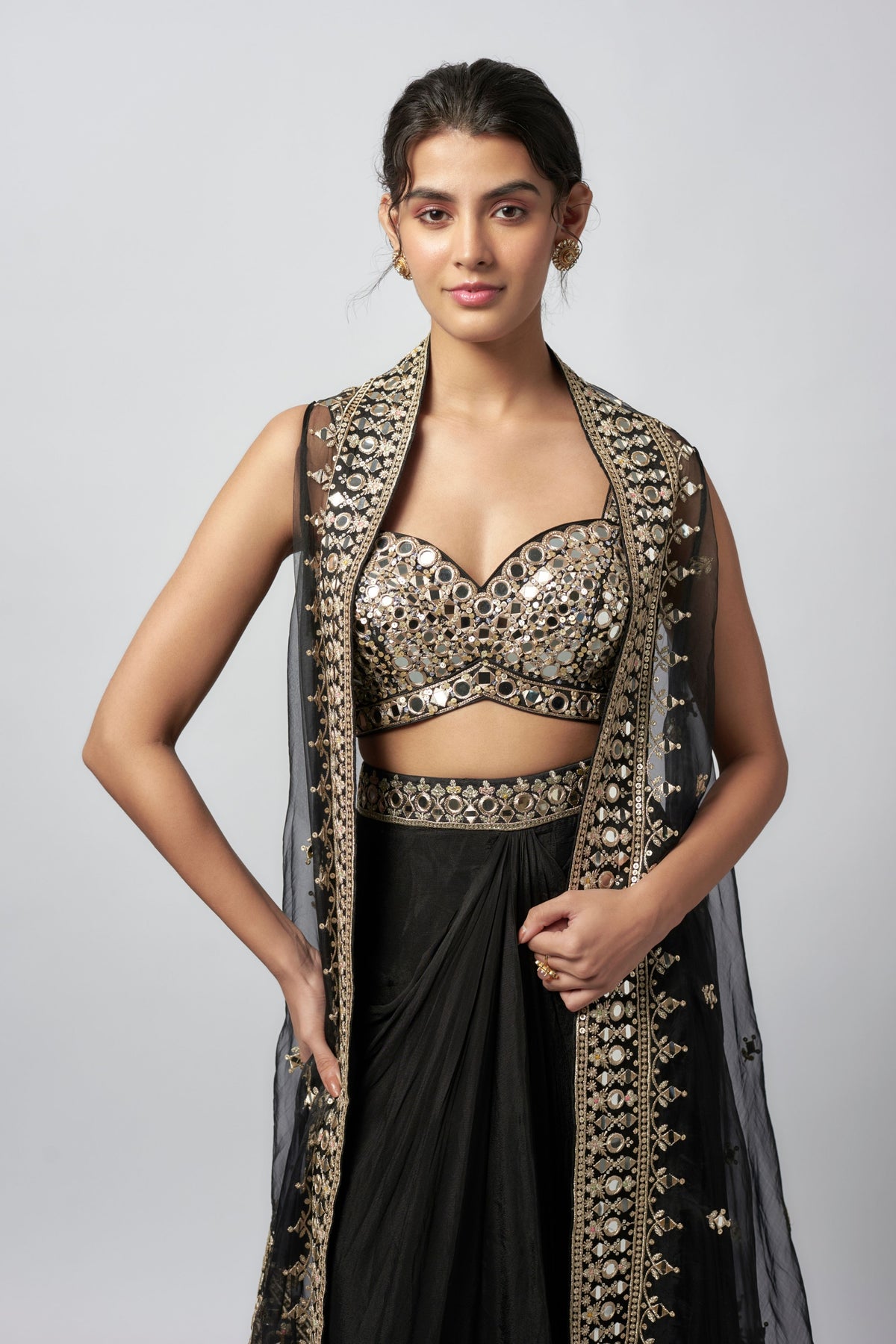 Namra Cape Set