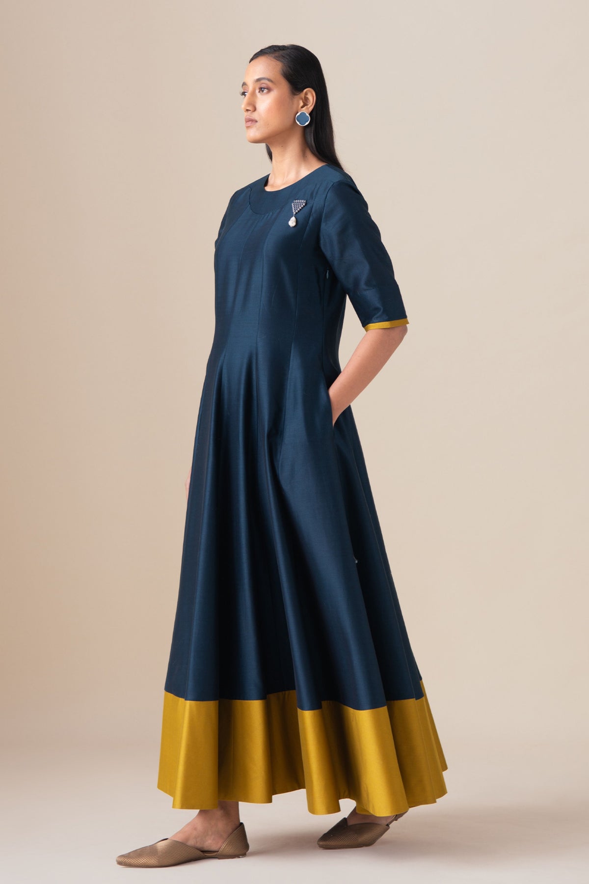 Omira Anarkali Set