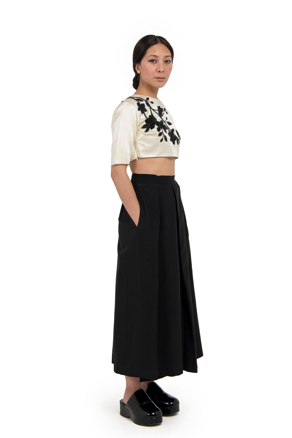 Mokoshi Black Lehenga