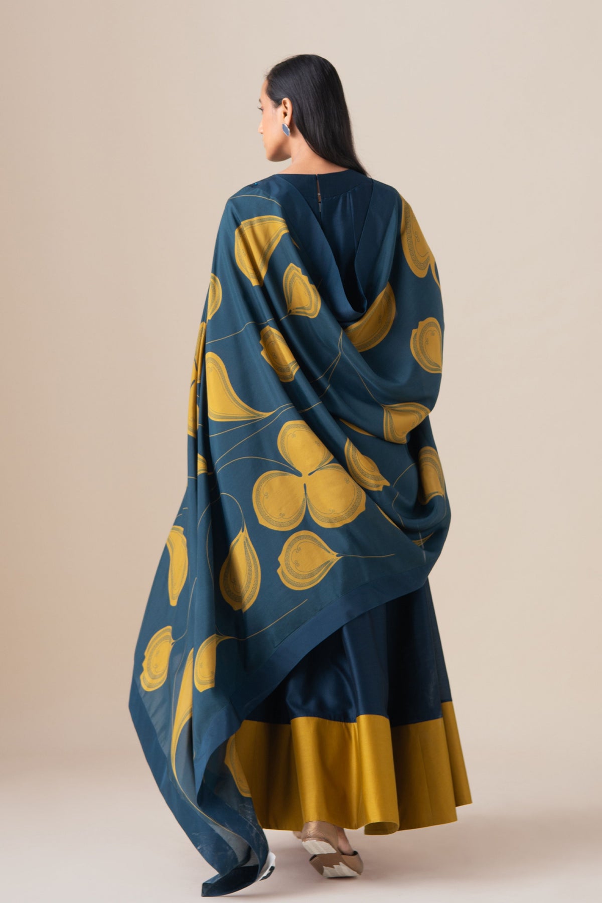 Omira Anarkali Set