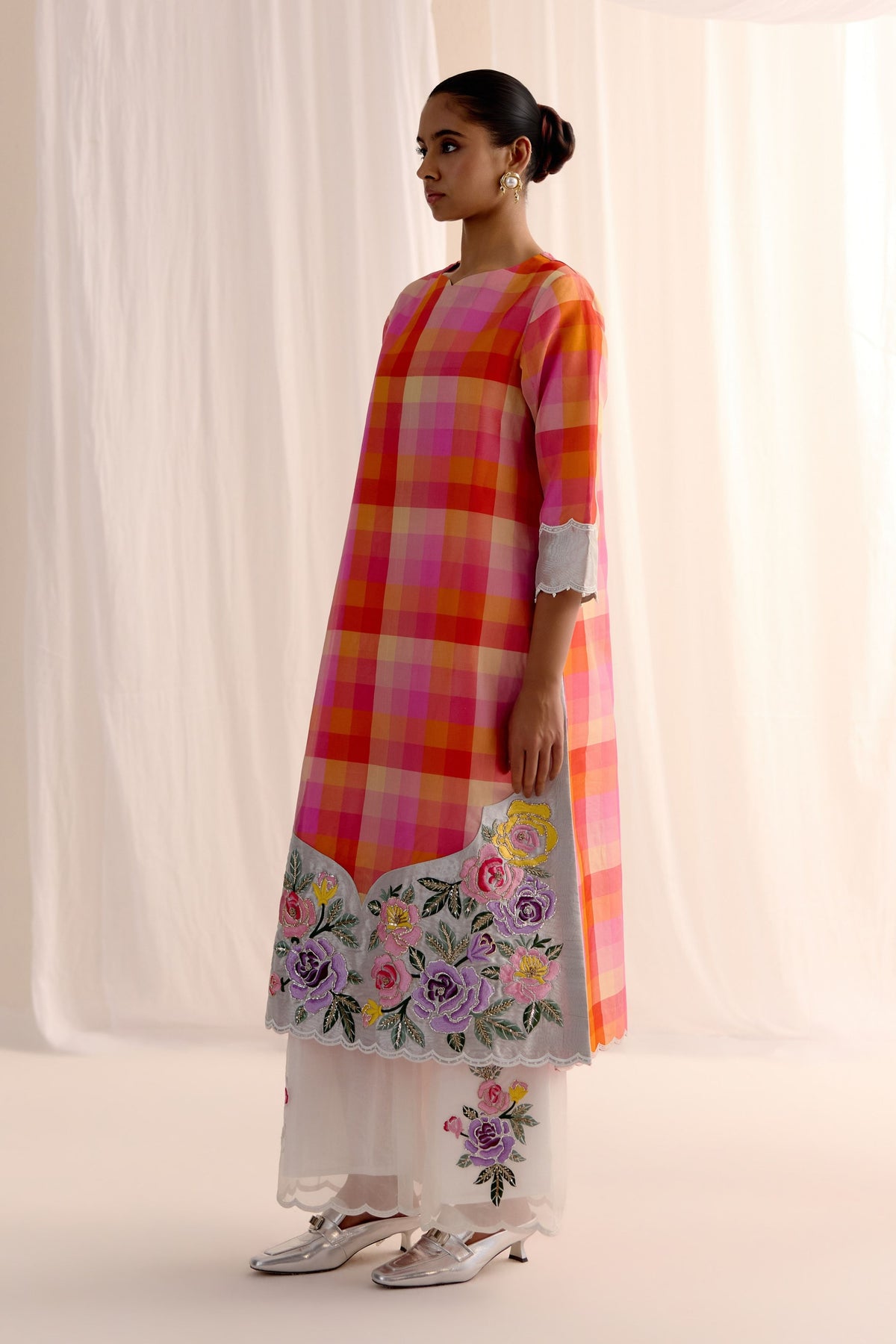 Gulnaar Kurta