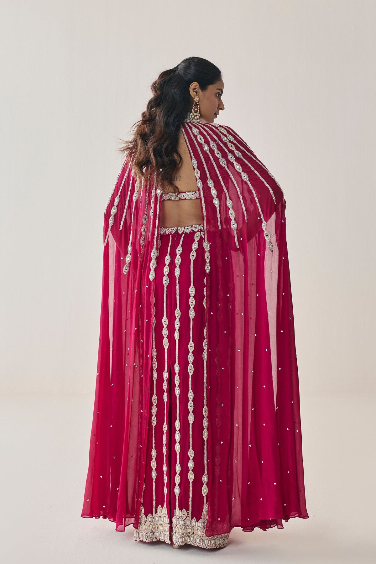 Eleanor Cape Set