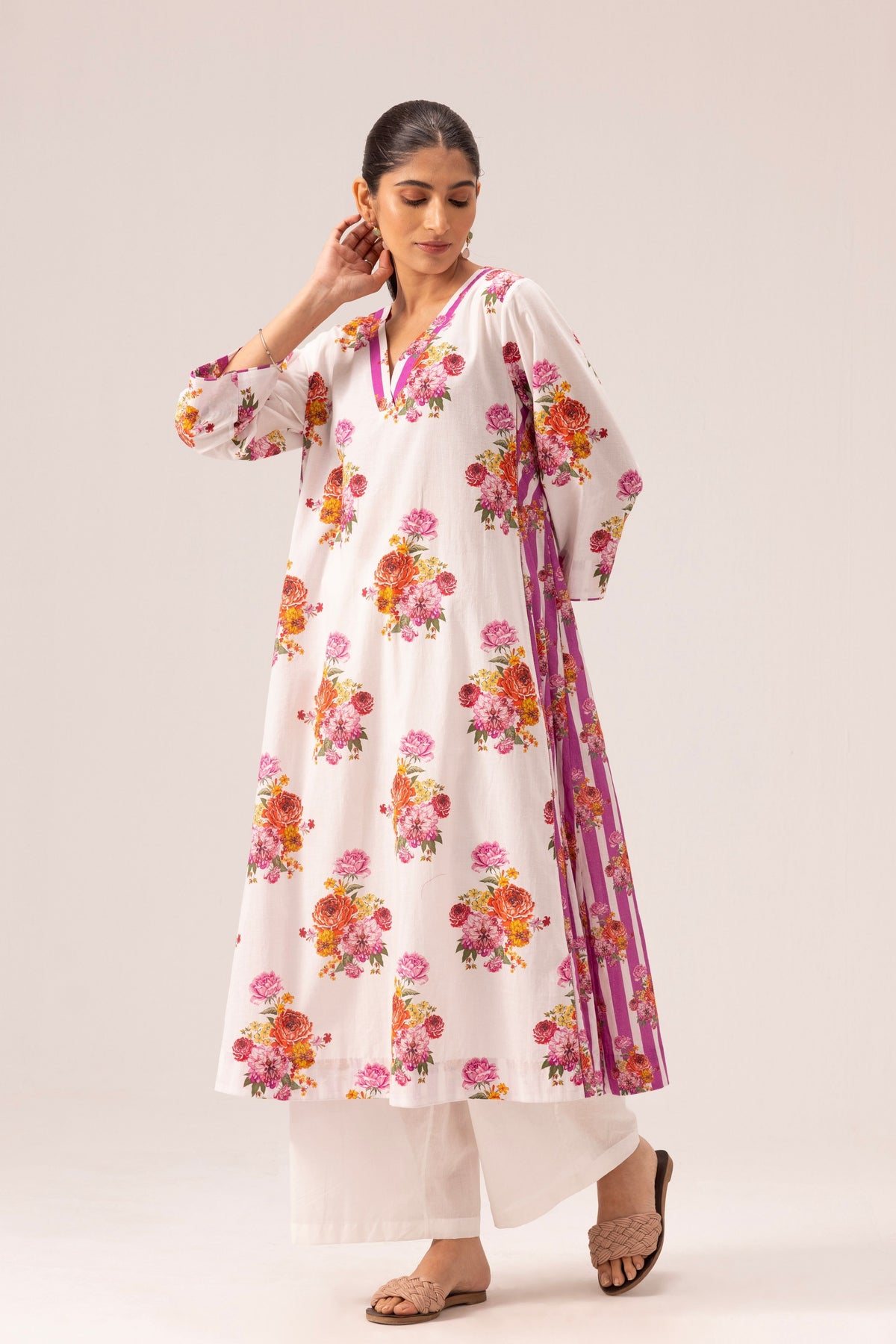 Jia White Kurta Pant Set