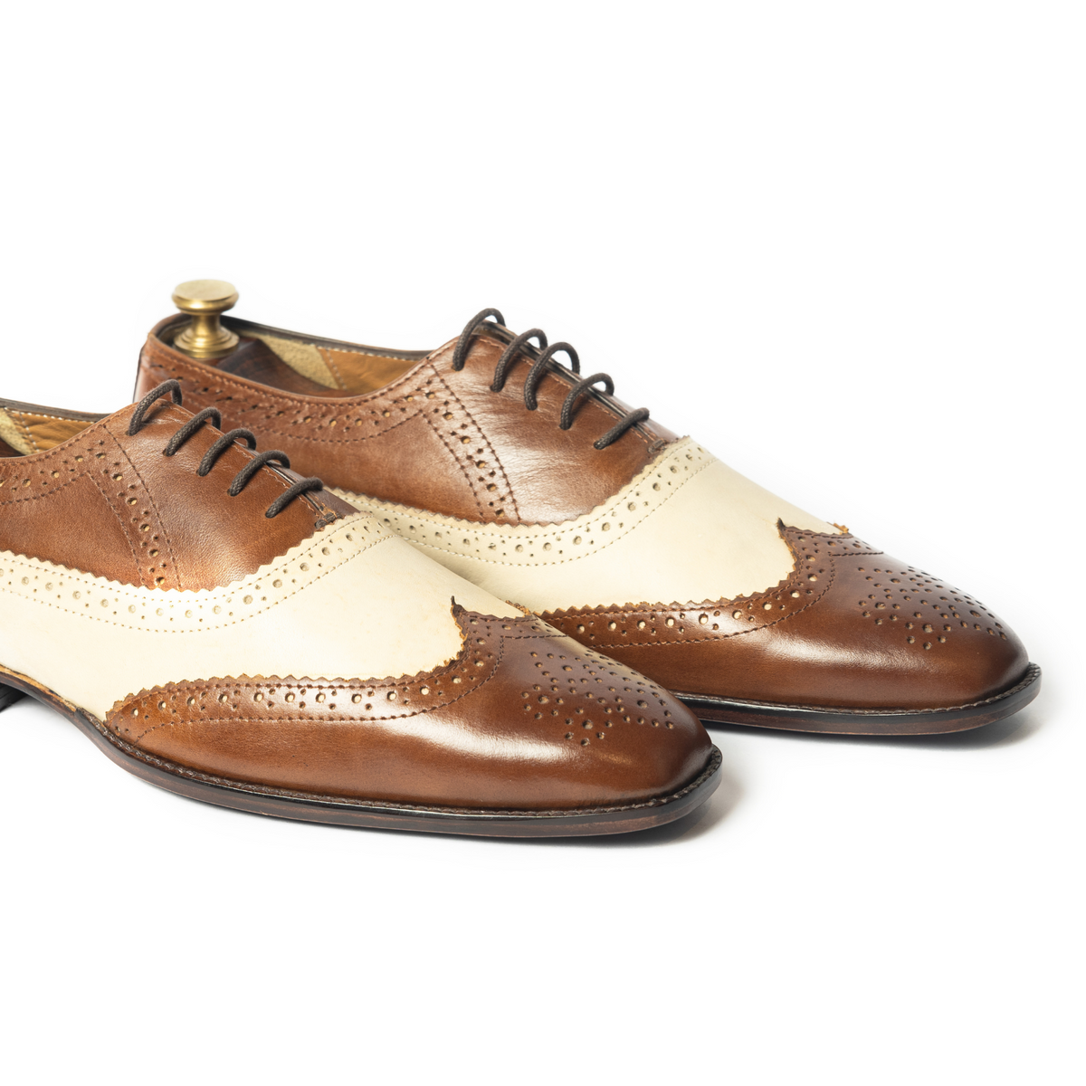 Whitan Brogues