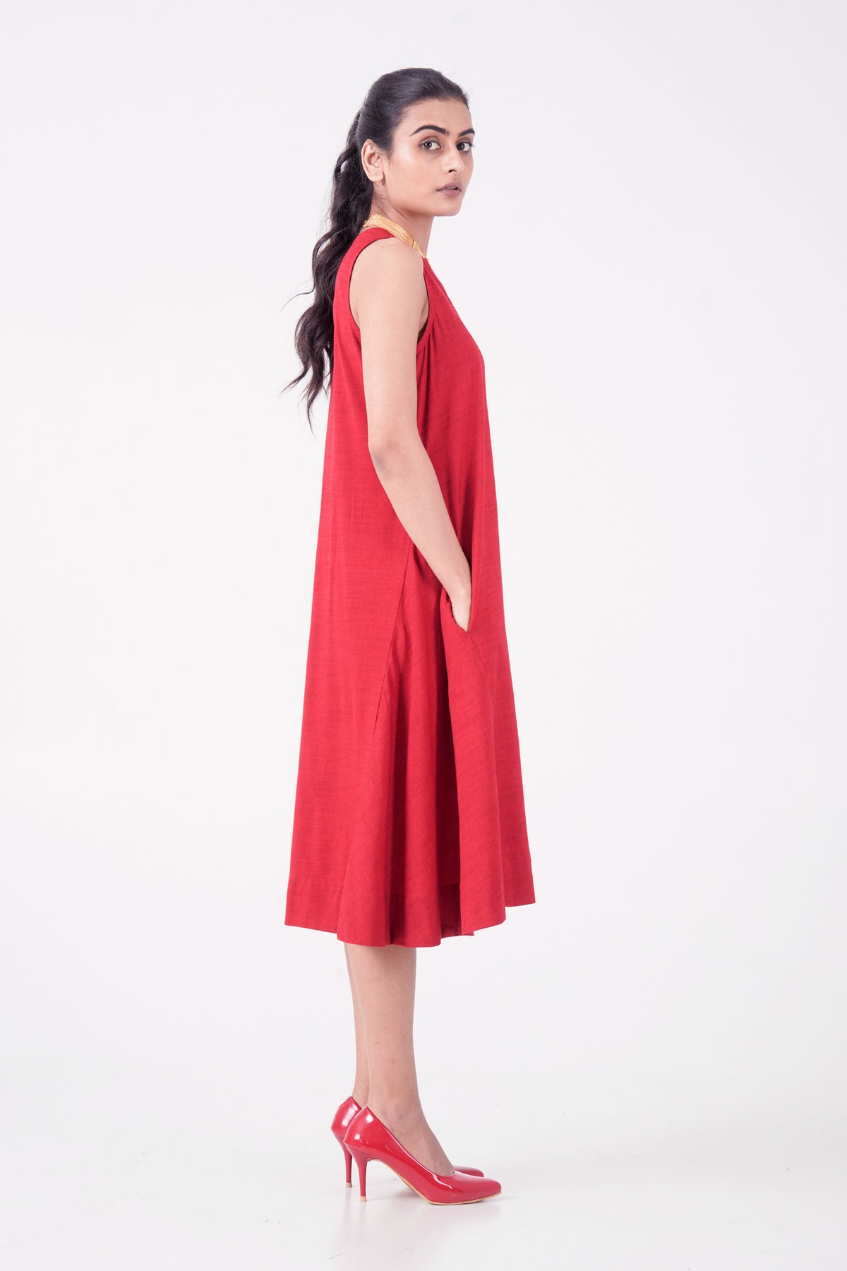 Twist Red Dress
