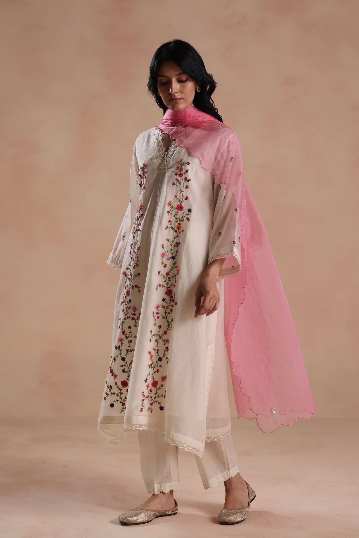 Evara Ivory Kurta Set