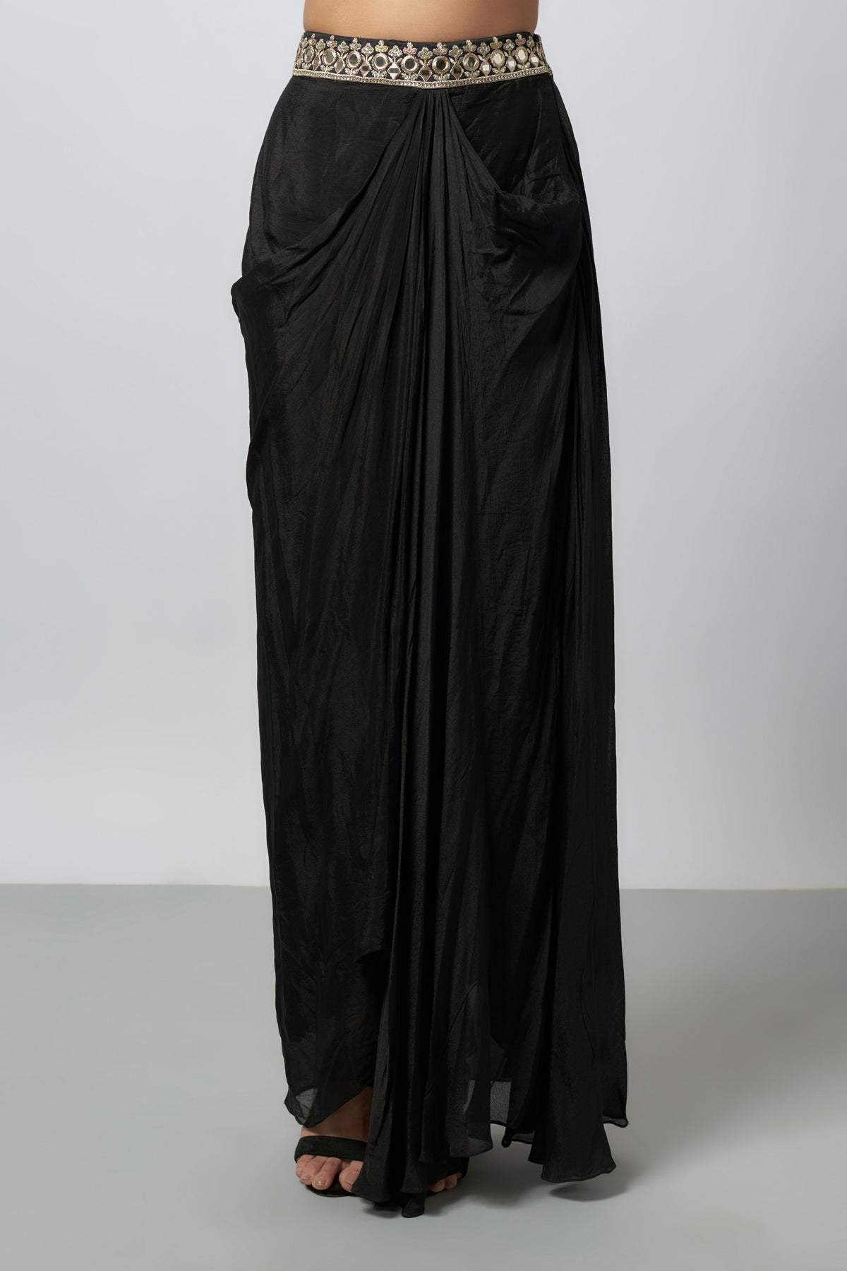 Namra Cape Set