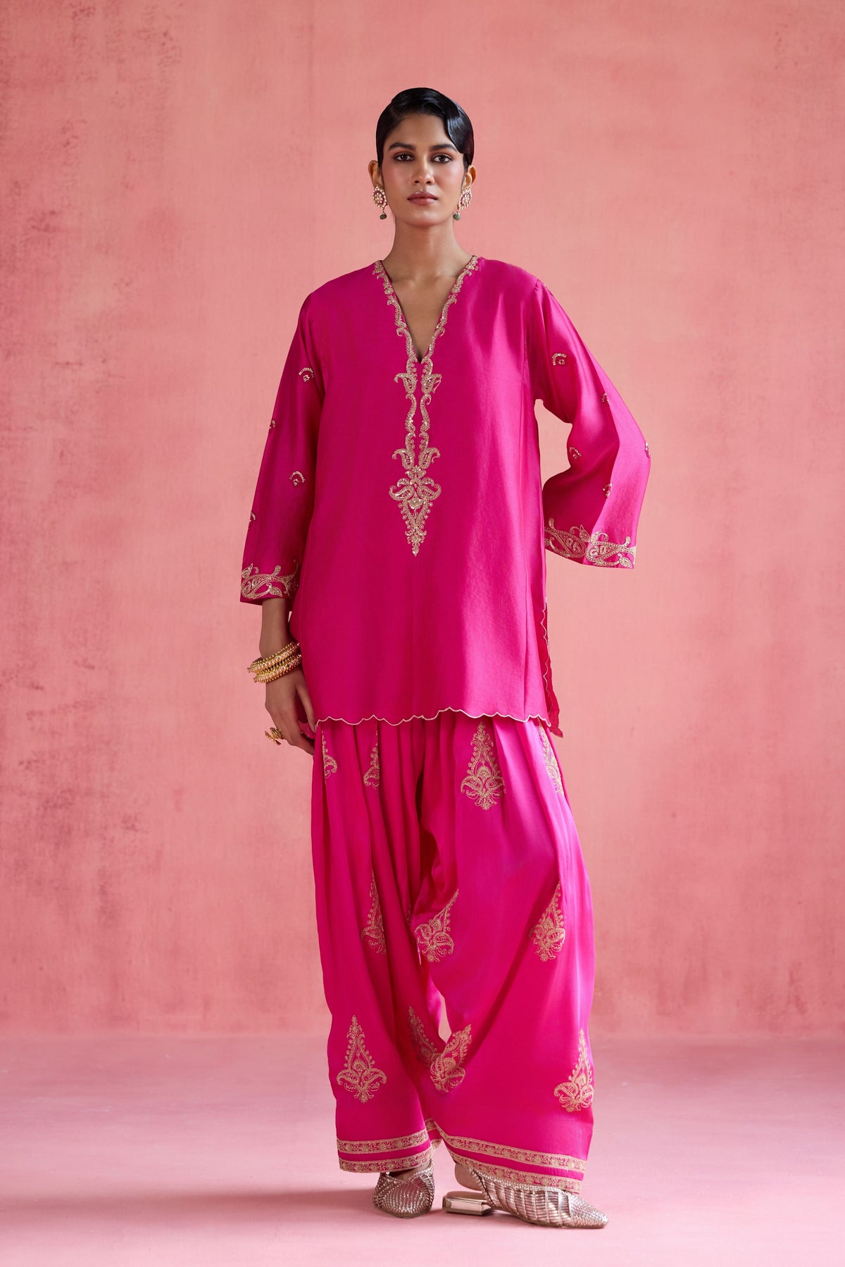 Noor Fuchsia Kurta Set