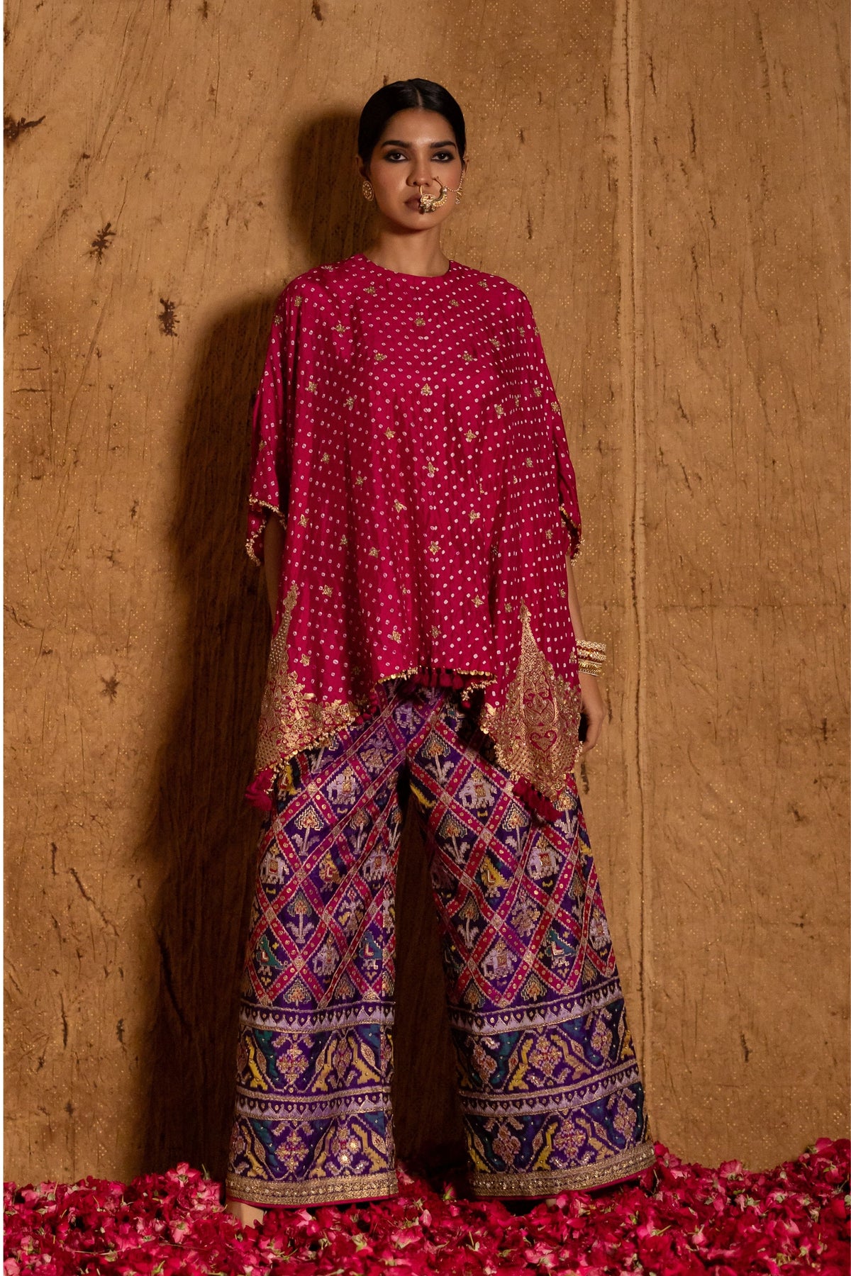 Digvi Bandhani Kaftan Set