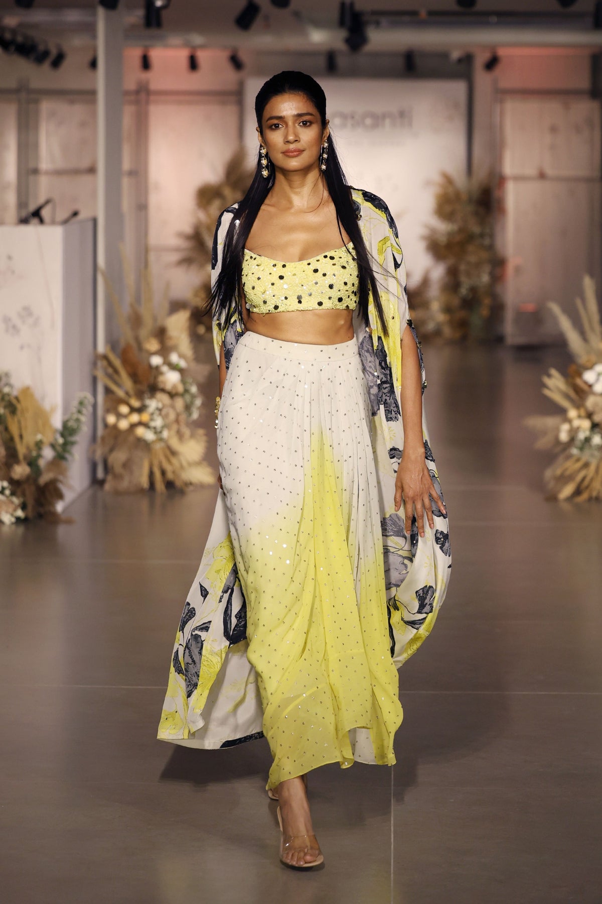 The Citrus Noir Cape Set
