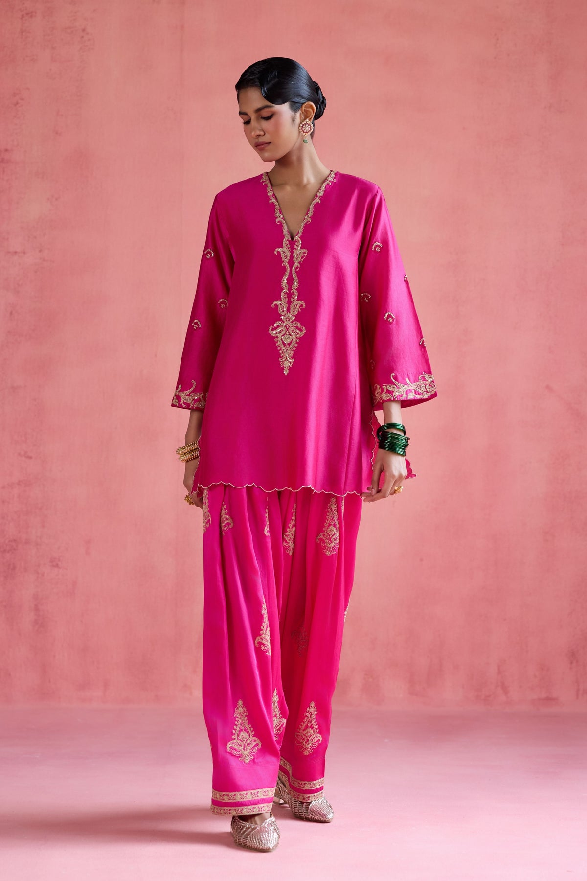 Noor Fuchsia Kurta Set