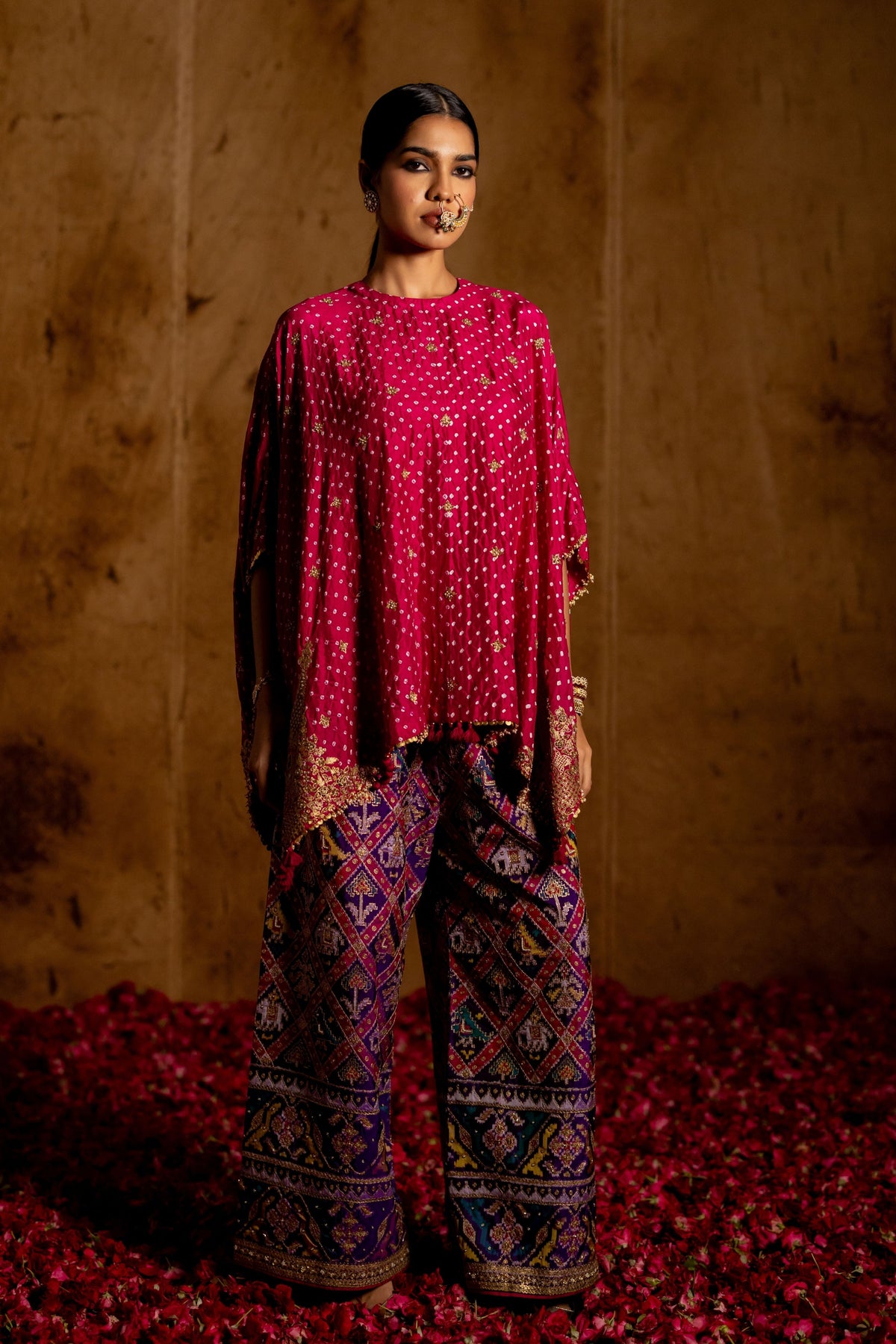 Digvi Bandhani Kaftan Set