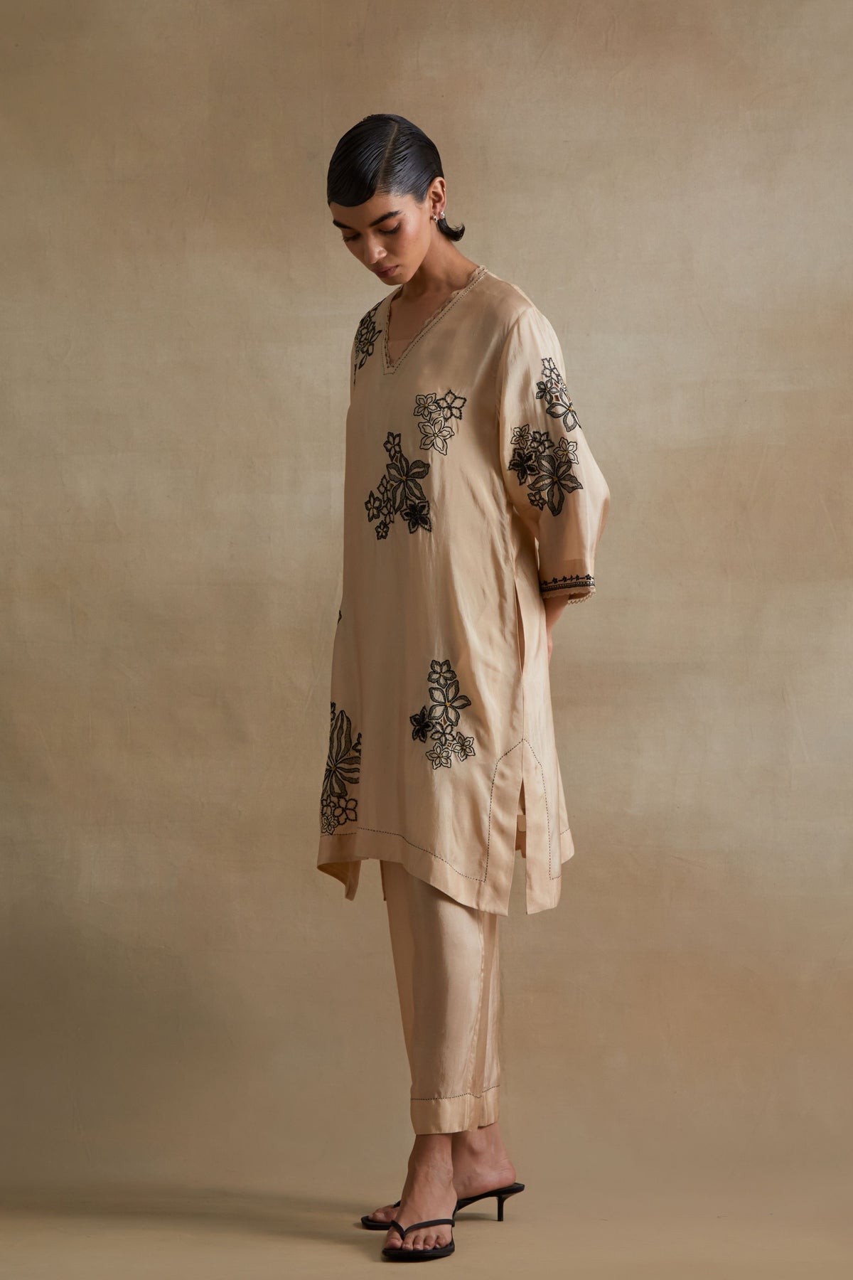 Clay Handcrafted Floral Tunic Set