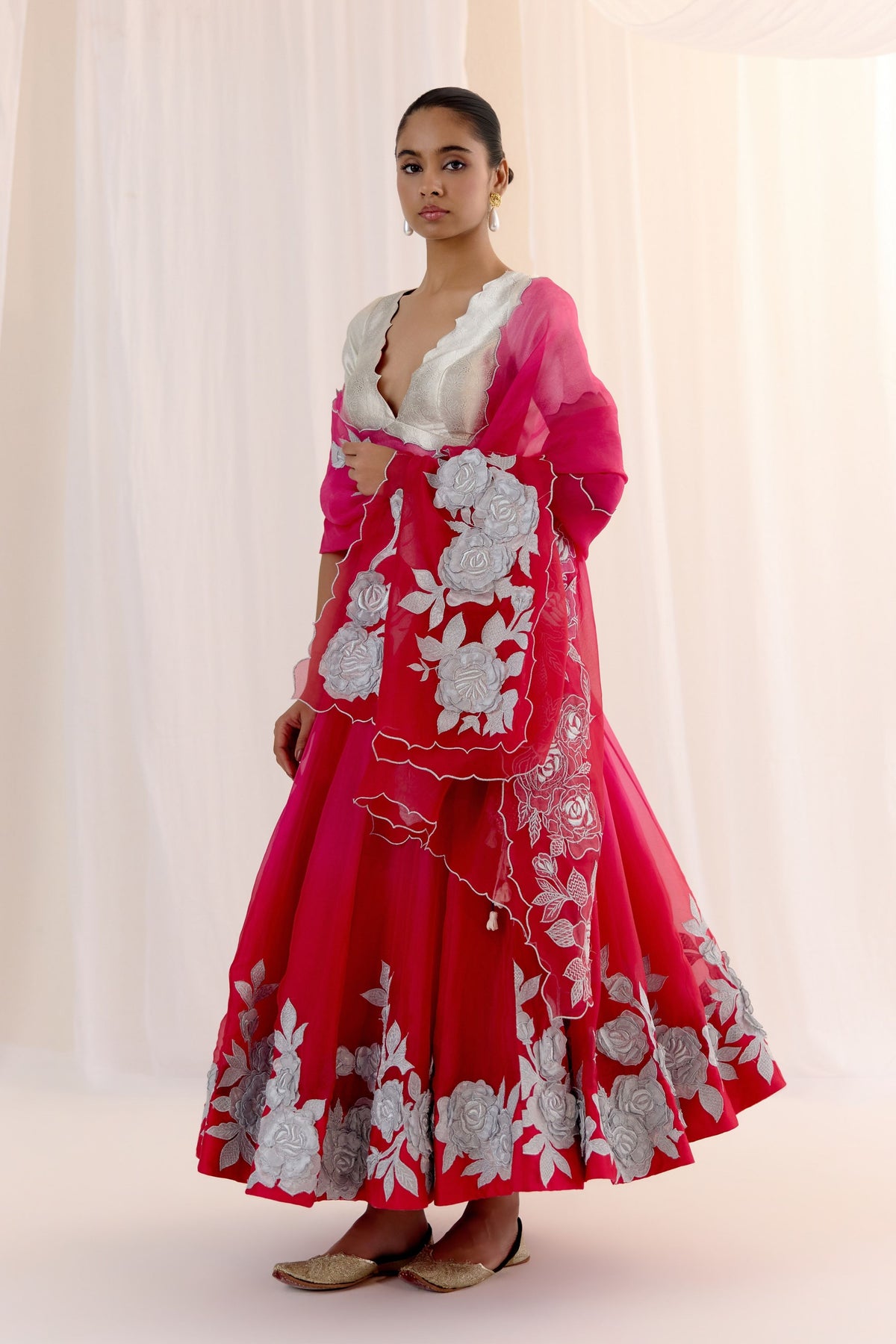 Roshanara Odhni