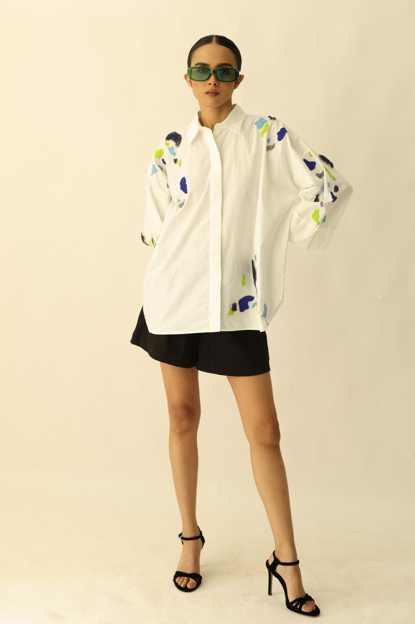 White Nebula Shirt - Studio Moda - Elahe