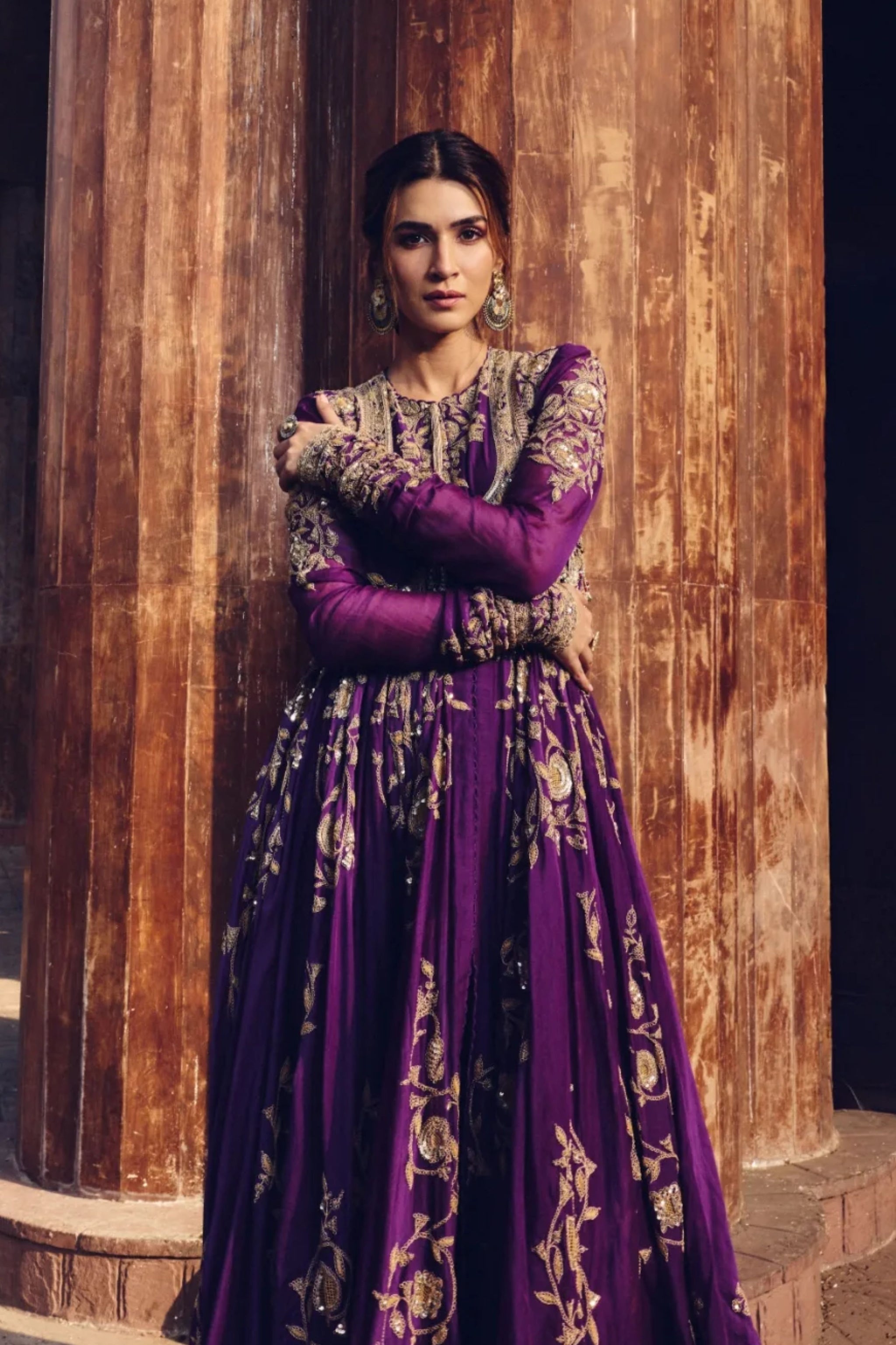 kriti sanon purple dress kritisanon wore ANDREW KWON to the Elle India Beauty Awards. Created in a whisper-soft lilac-lavender silk chiffon with a subtle luminous sheen, the gown features continuous cascading drapes that flow from every