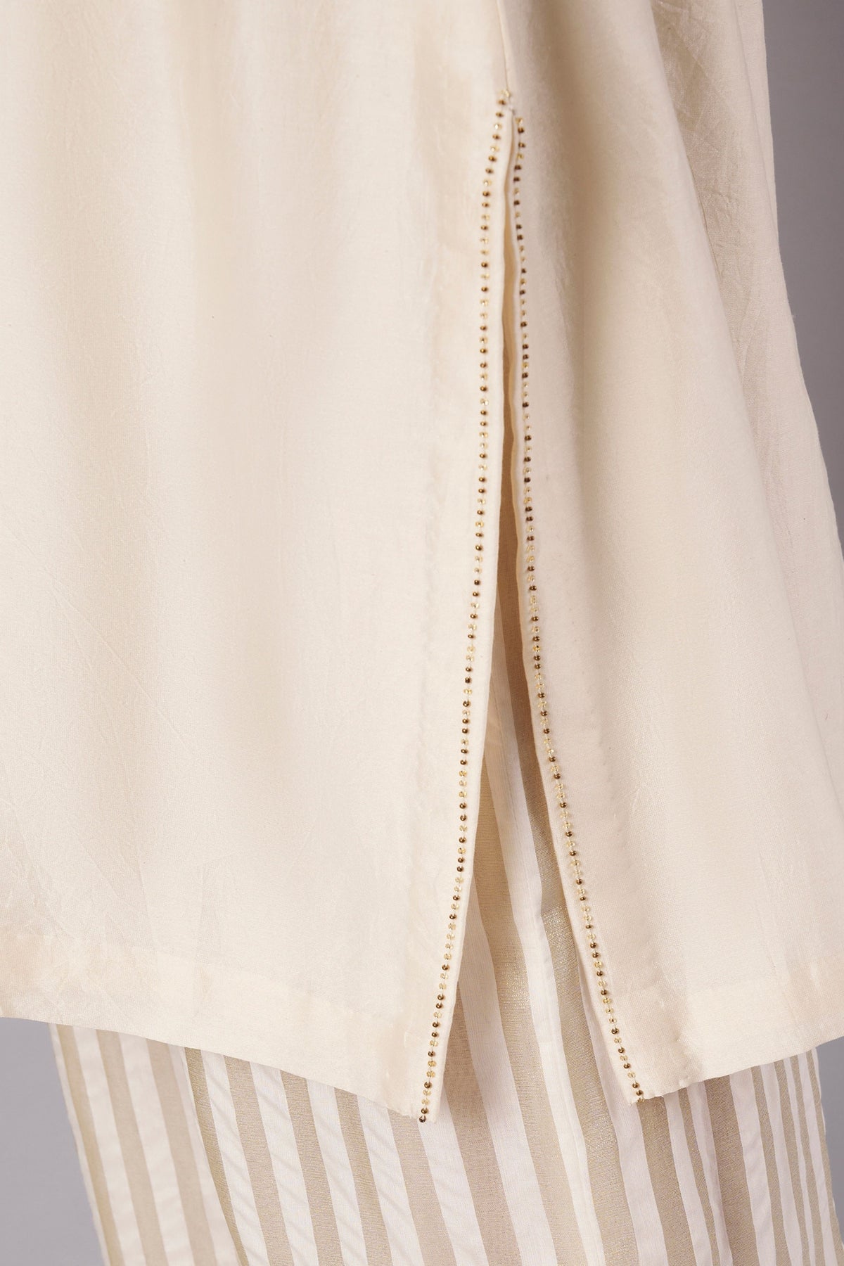 Open Bloom Ivory Kurta Set