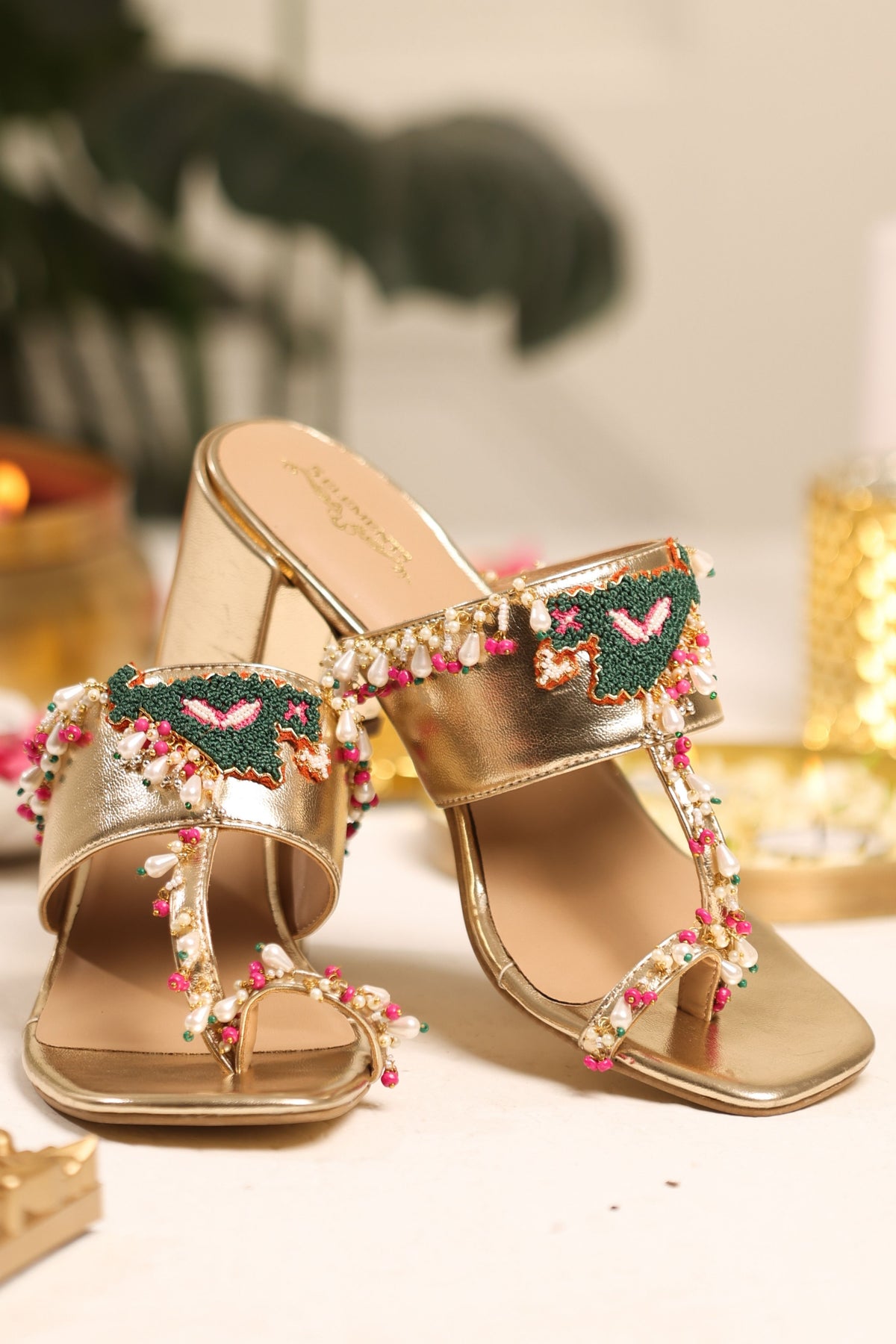 Pankhuri Heel