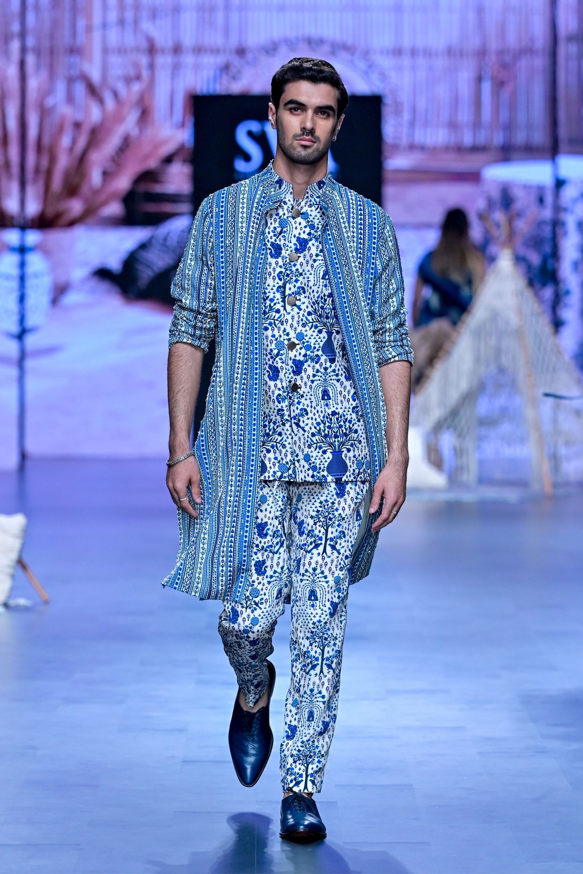 Blue Bohot Stripe Print Bandi Set