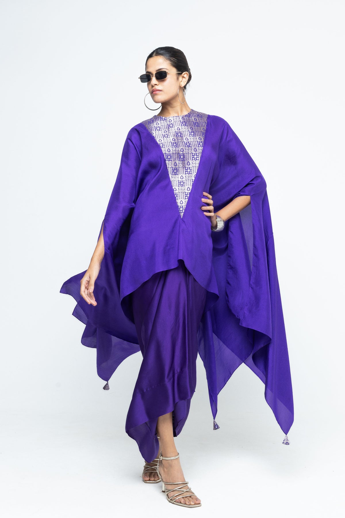 Statement Asymmetrical Cape Set