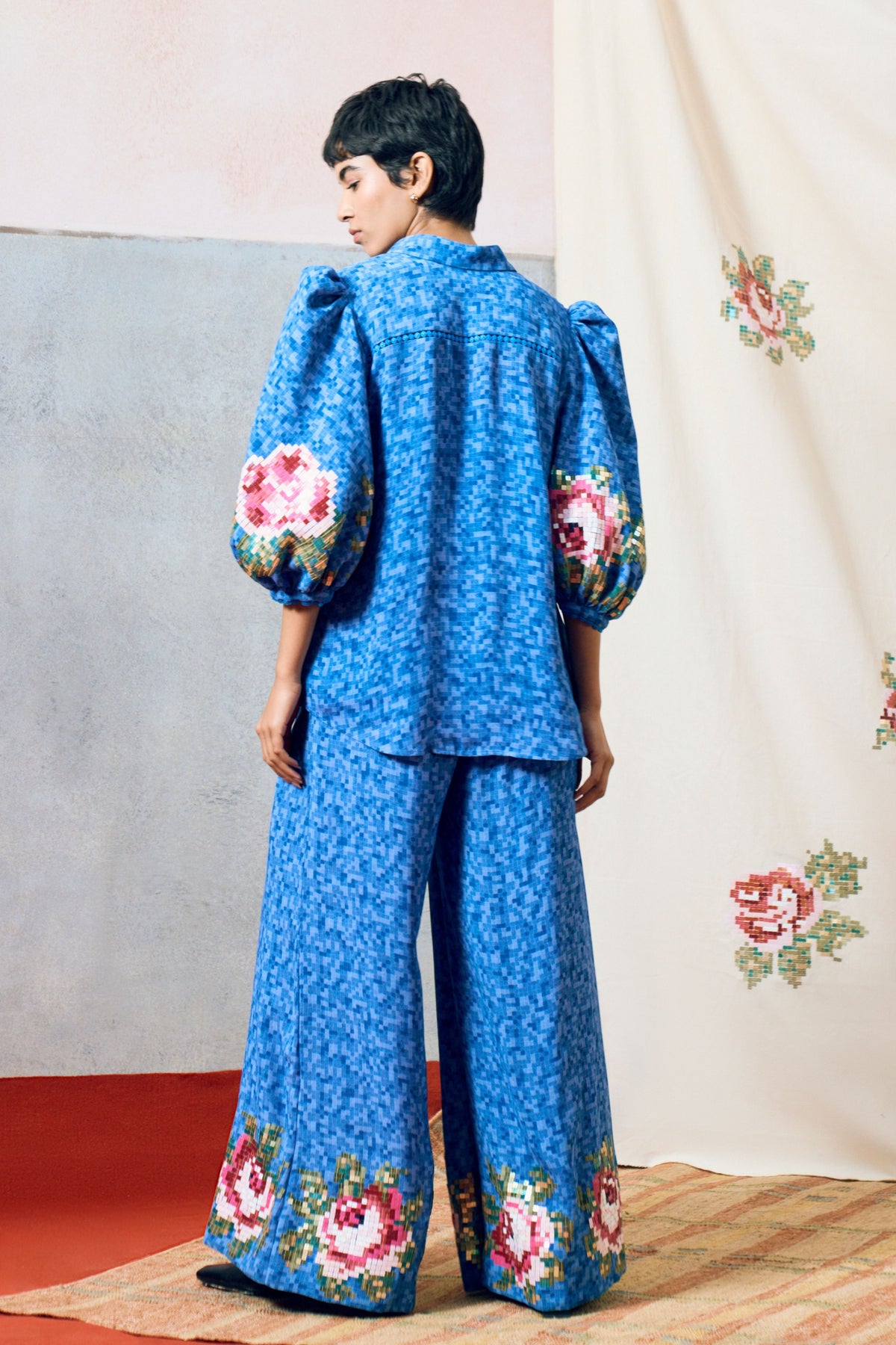 Capri Balloon Shirt Blue