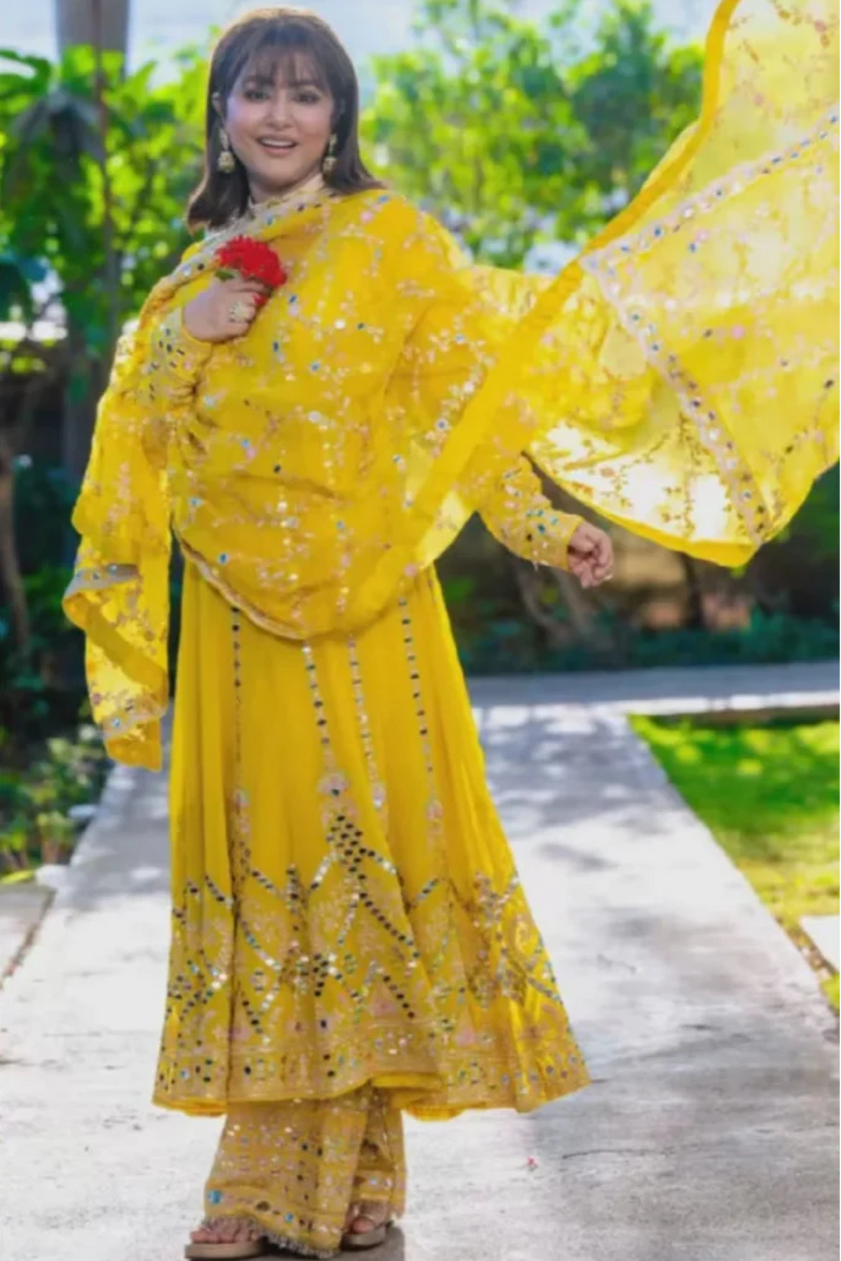 Hina Khan in Cheshtha Anarkali Set