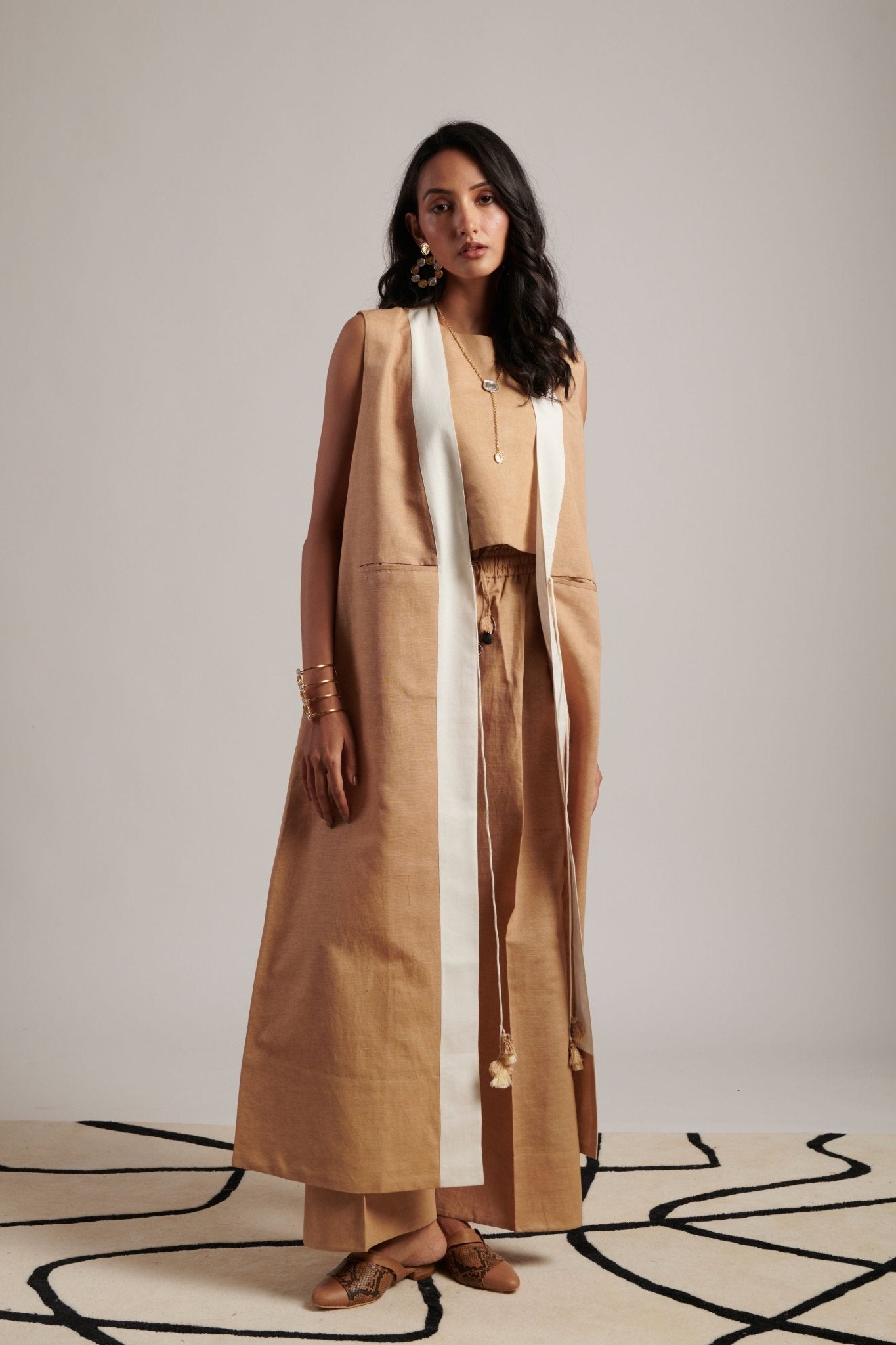 Honey Harmony Sleeveless Overlay - Moh India - Elahe