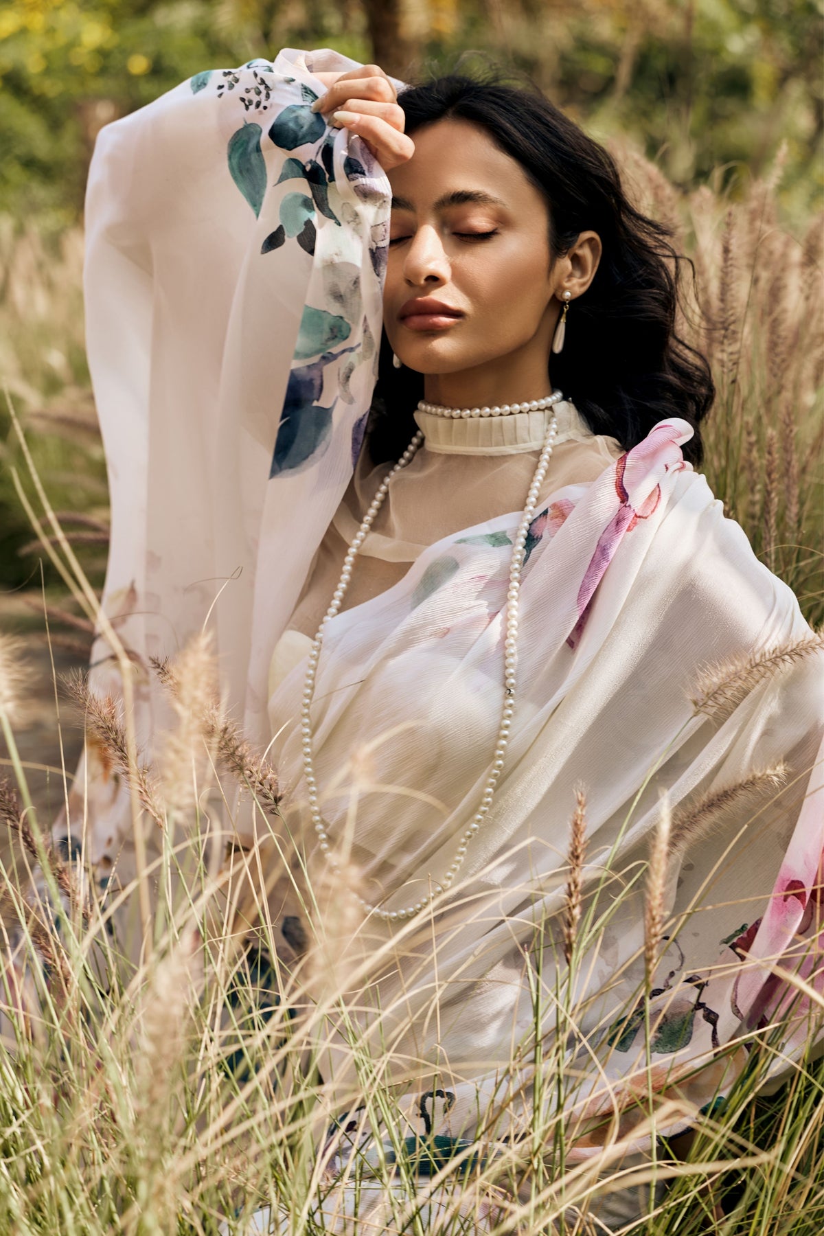 Julie White Chiffon Saree