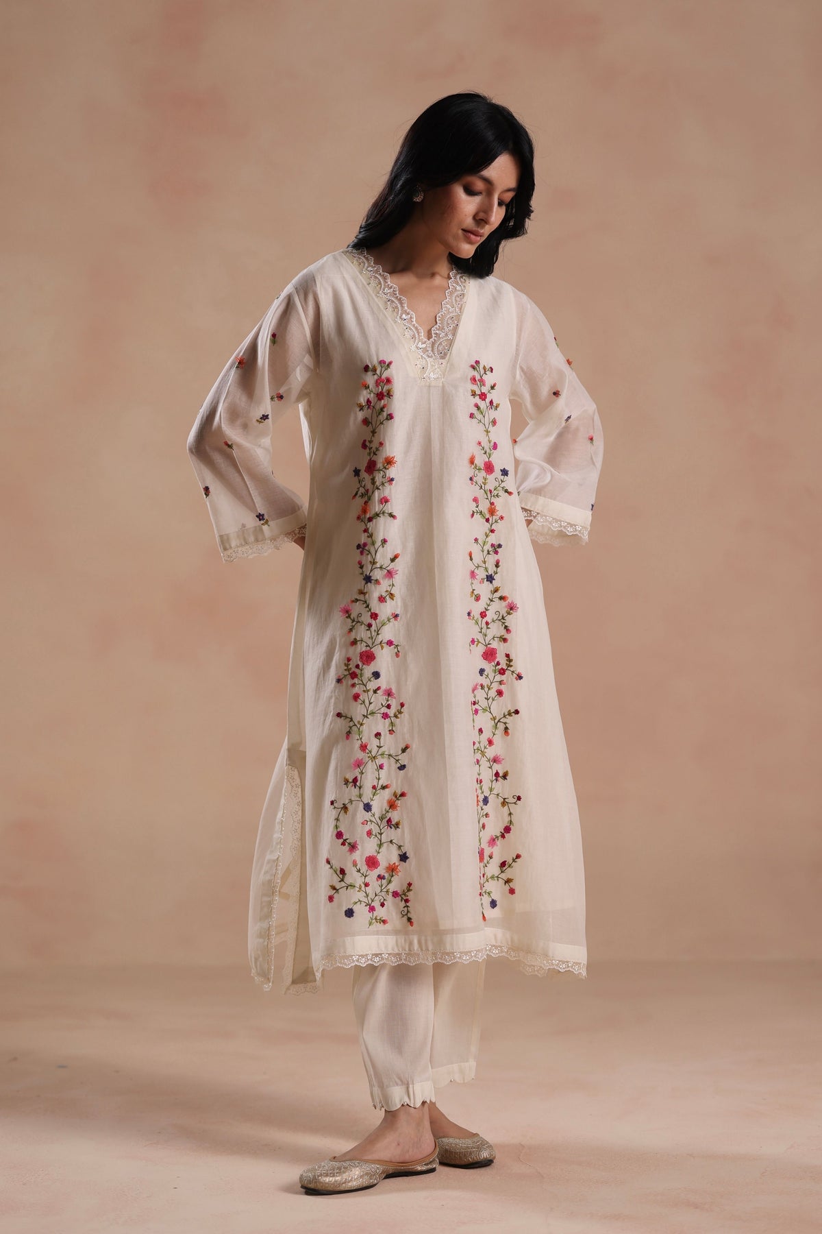 Evara Ivory Kurta Set