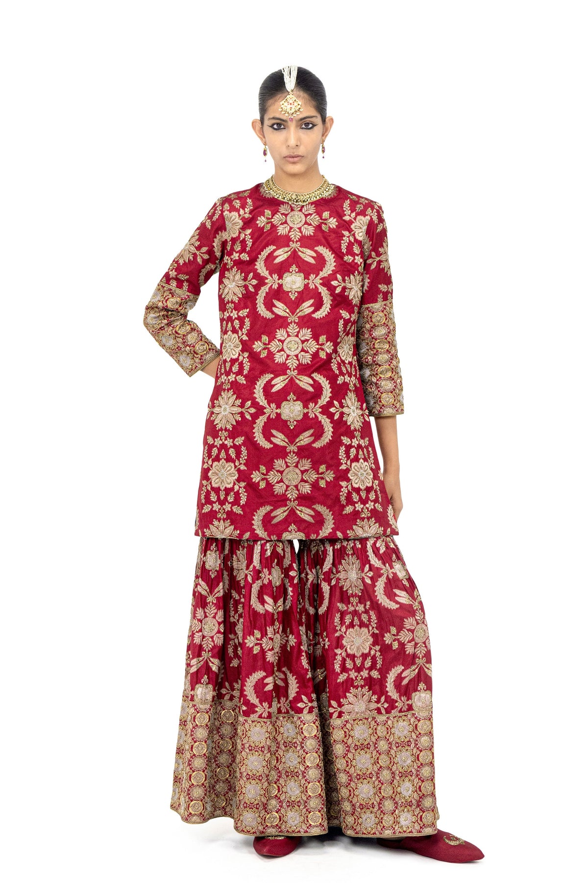 Amdara Acheli Kurta And Sharara