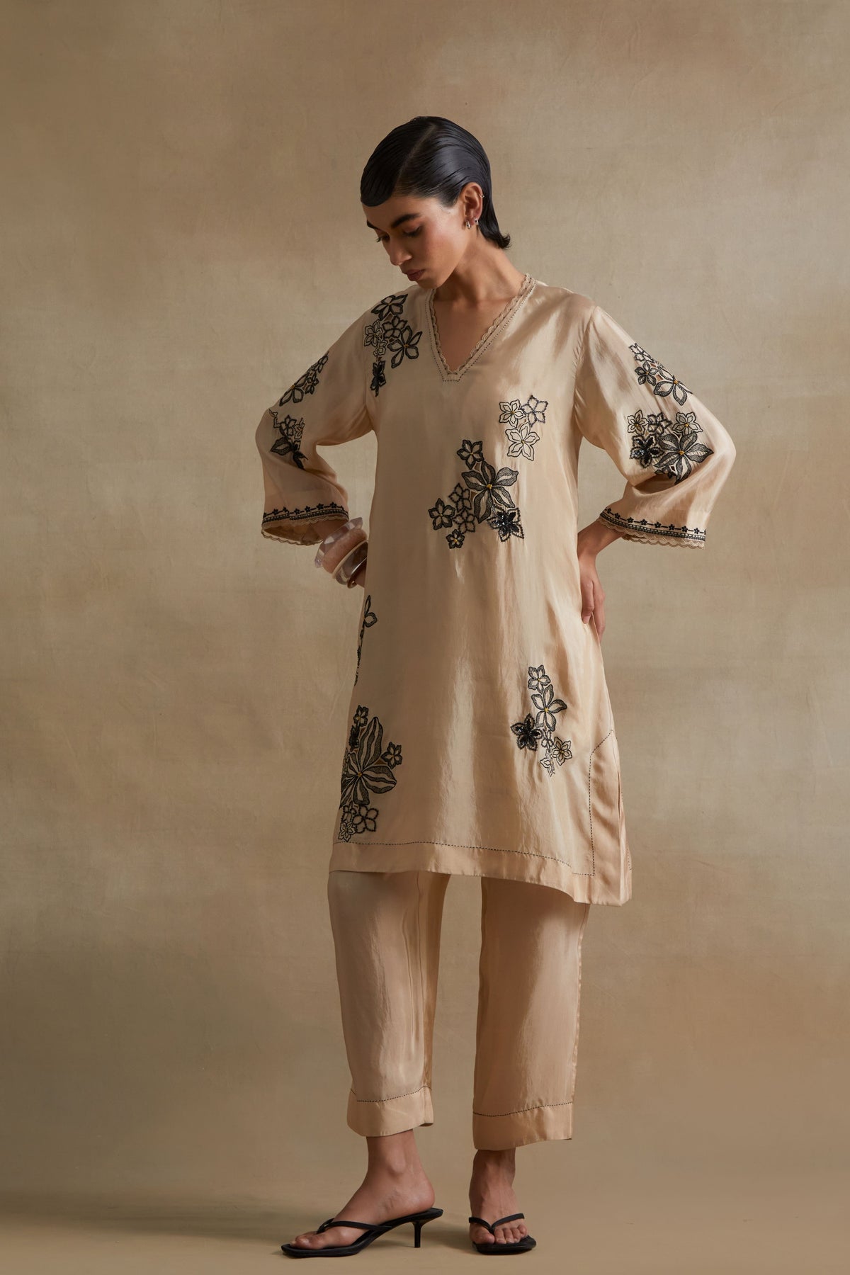 Clay Handcrafted Floral Tunic Set