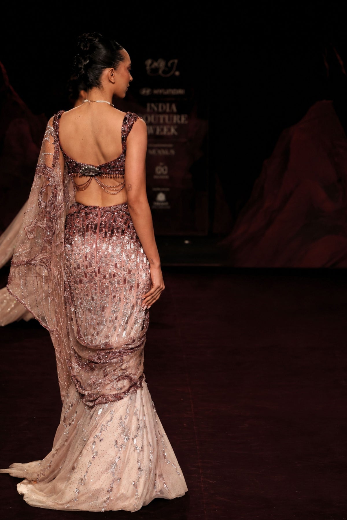 Aaranya Lehenga Set