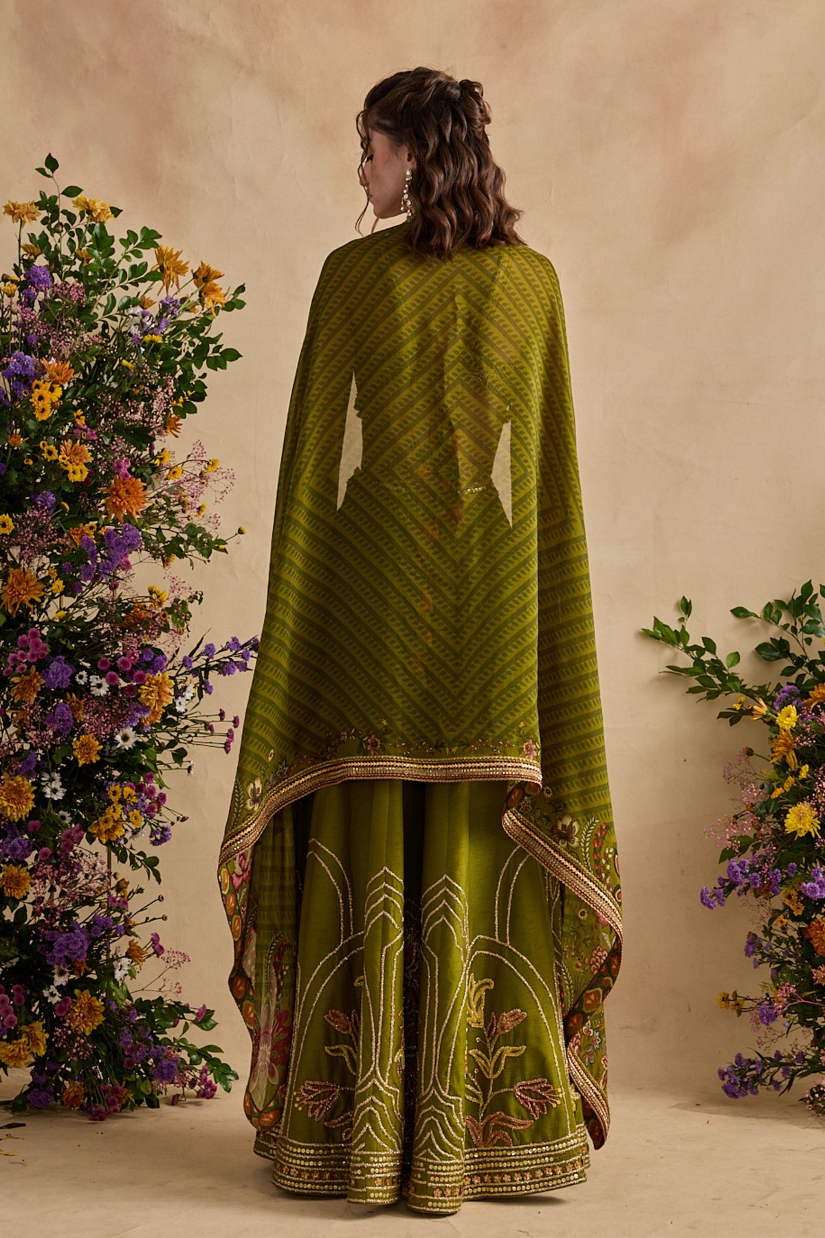 Raiba Green Cape Set