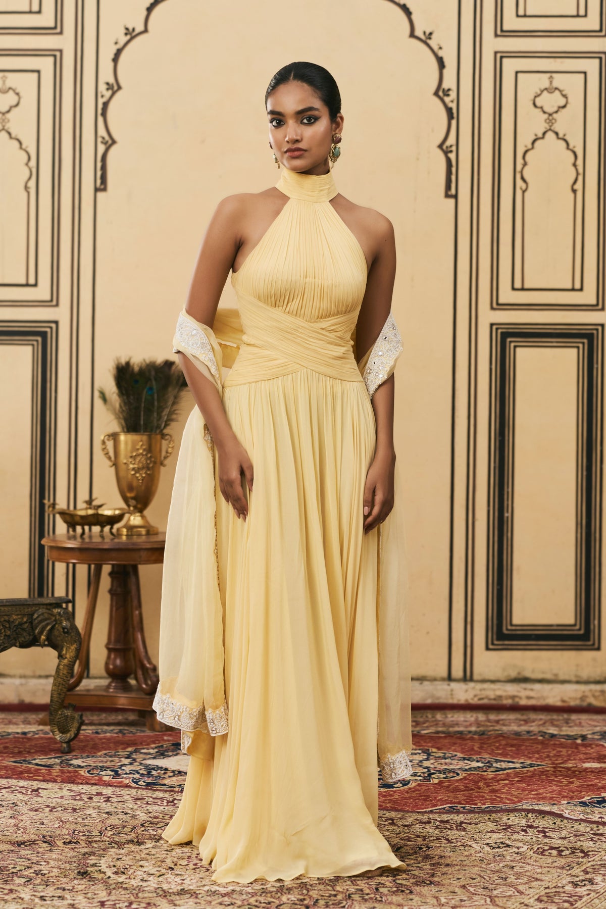 Makhani Gown Set