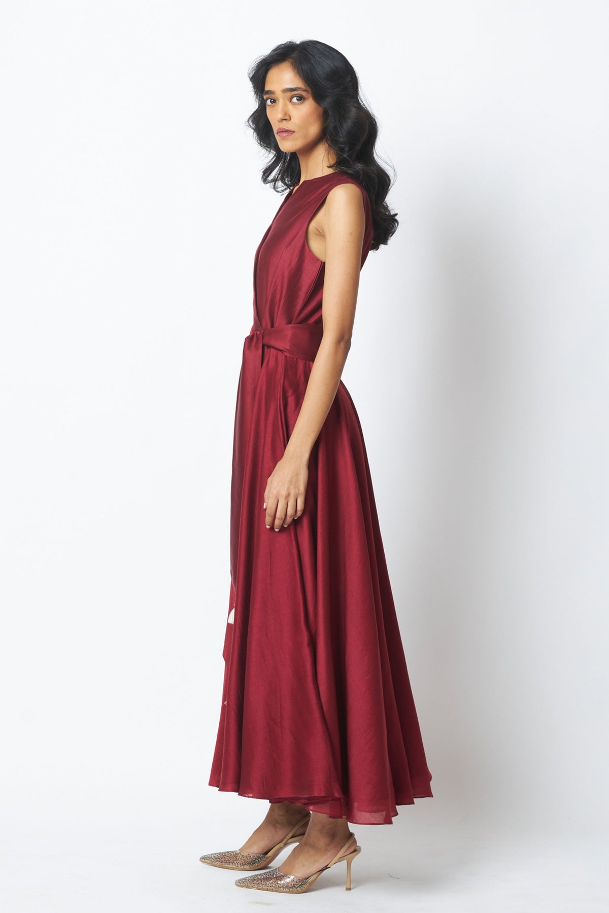 Venetian Long Dress With Belt
