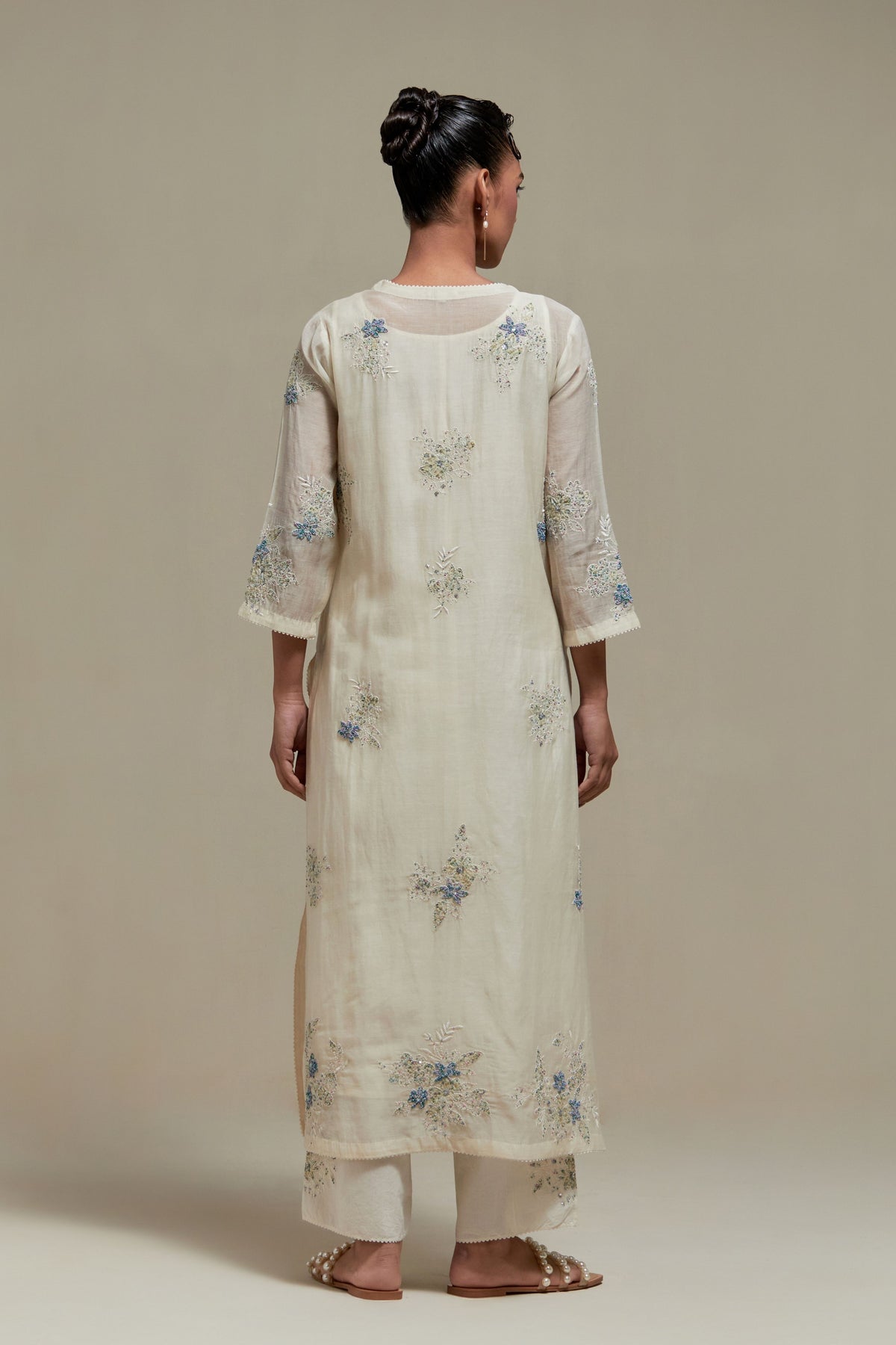Blue Round Neck Kurta And Pants