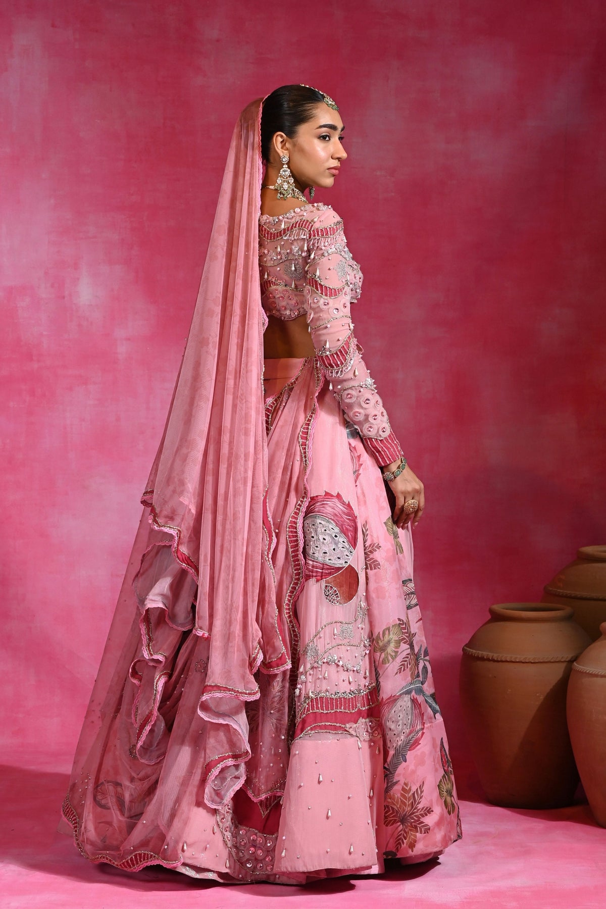 Gulabi Maharani Lehenga Set