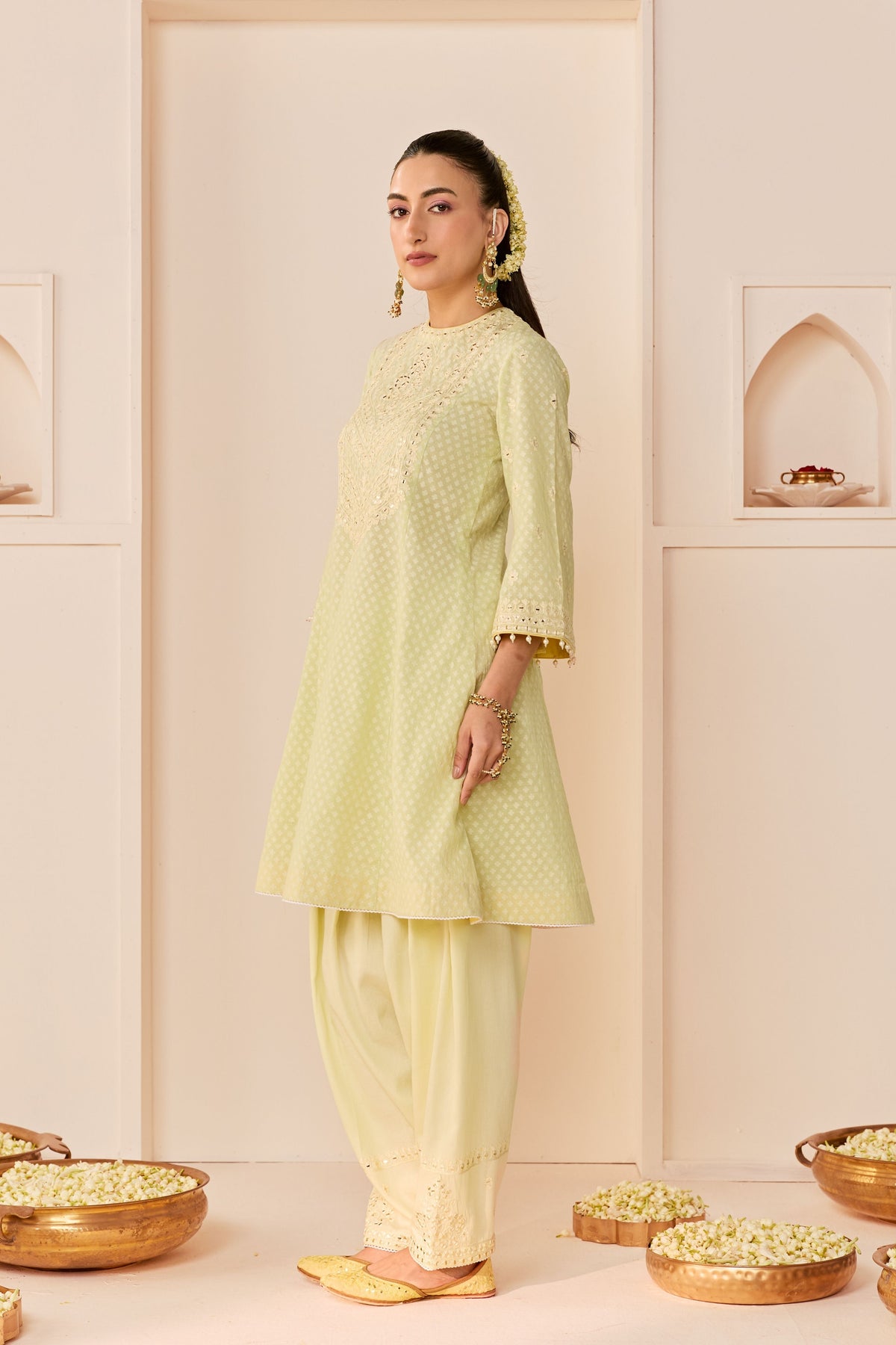 Nida Mint Green Short Choga Set