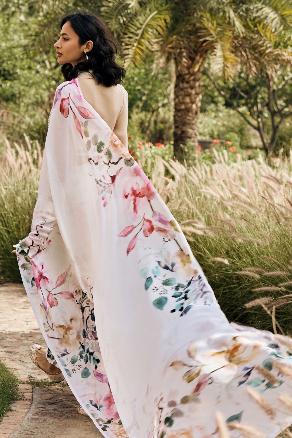 Julie White Chiffon Saree